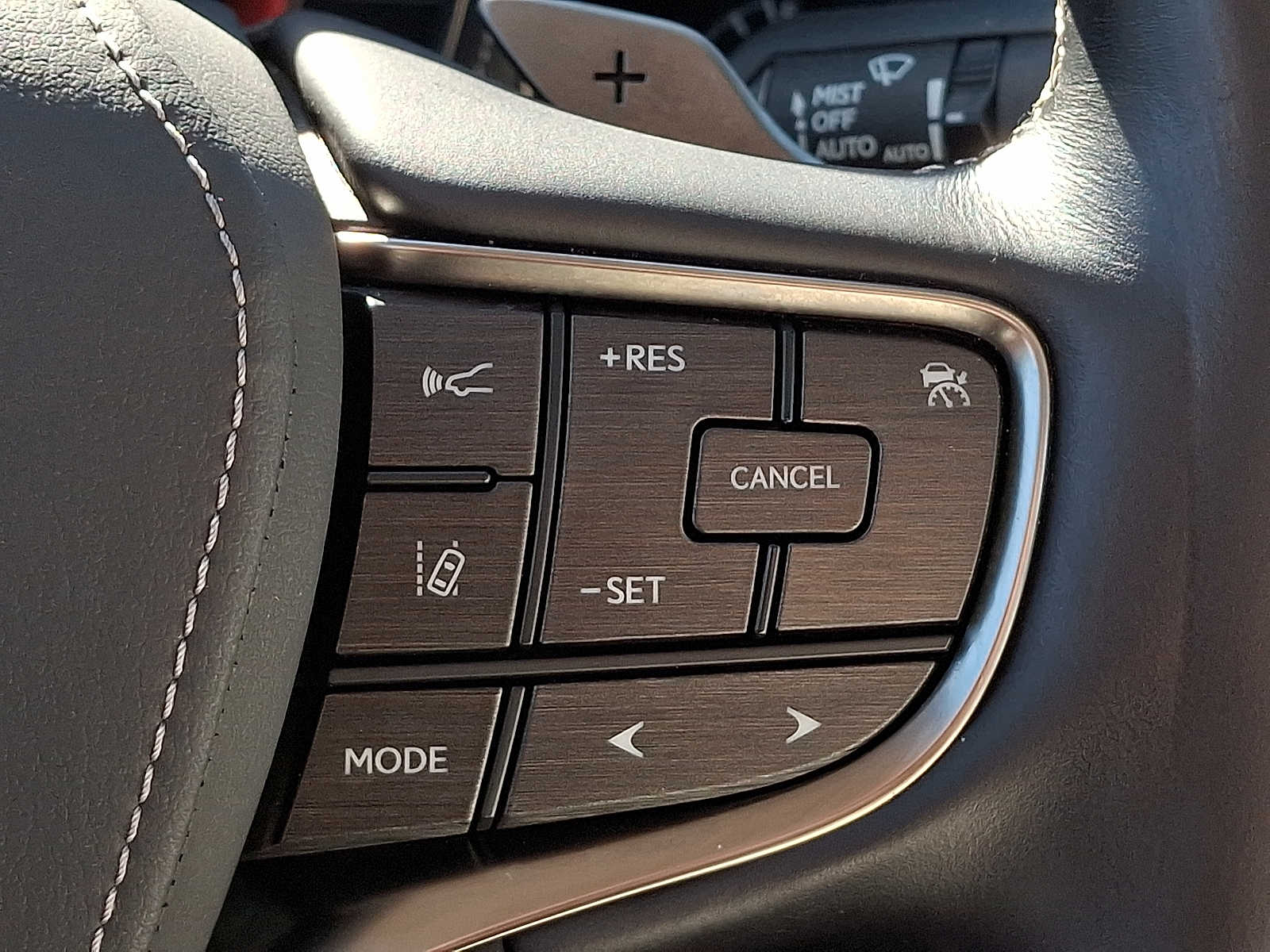 Thumbnail: 2020 Lexus LS - 19