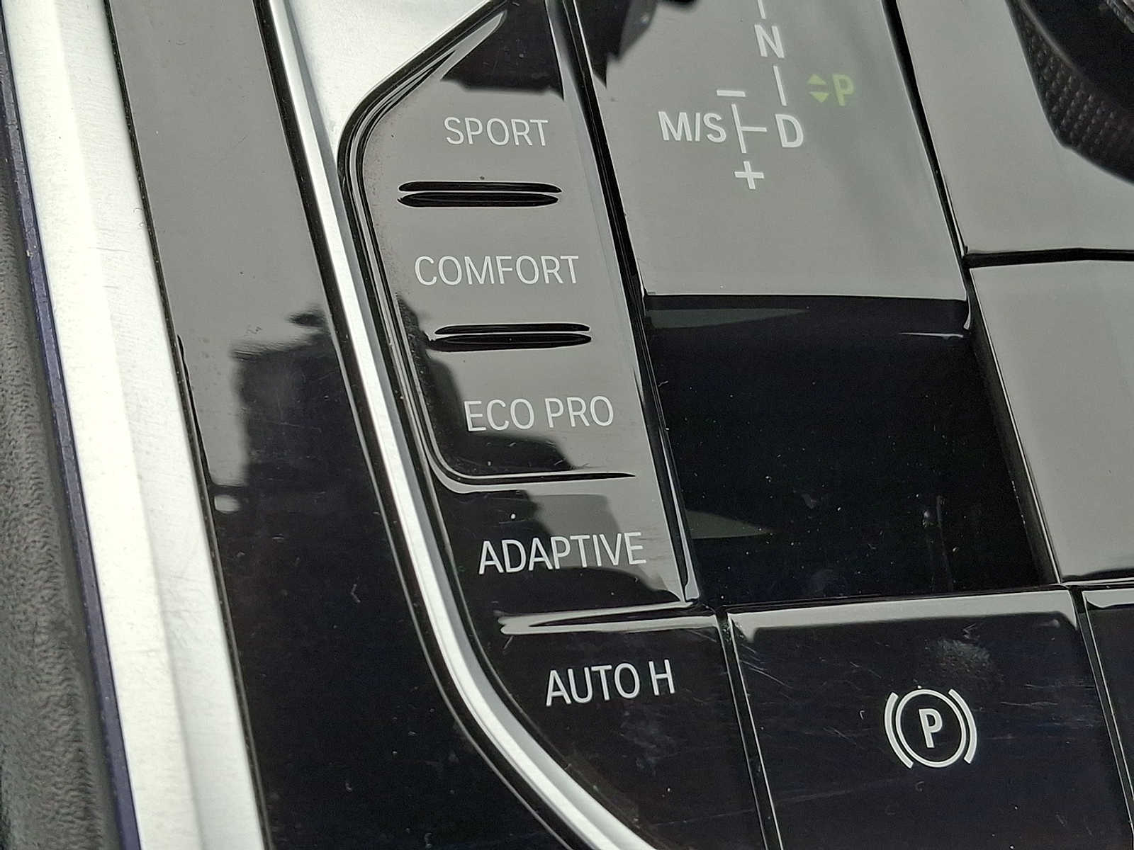 Thumbnail: 2023 BMW 8 Series - 24