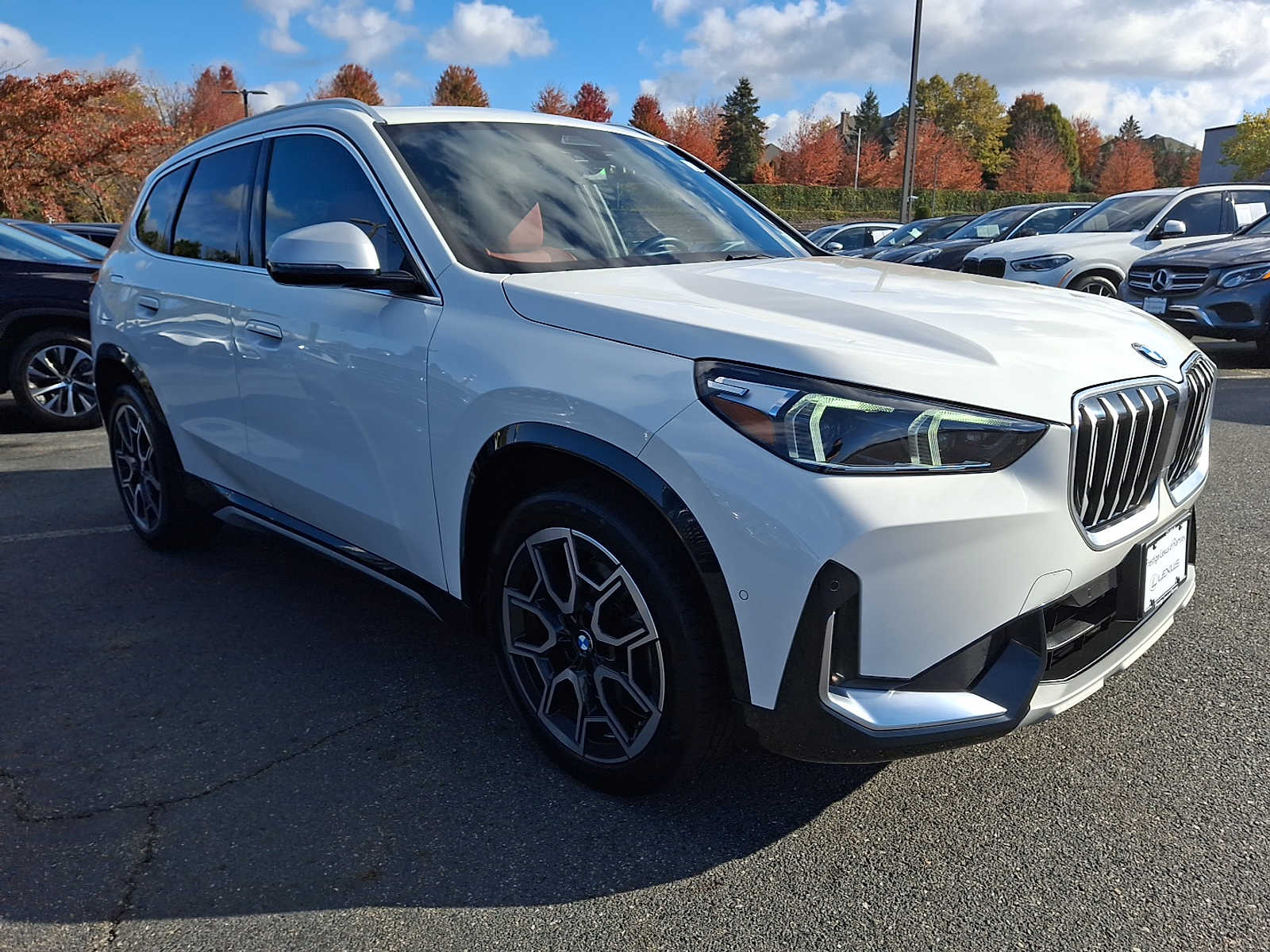 Thumbnail: 2023 BMW X1 - 3