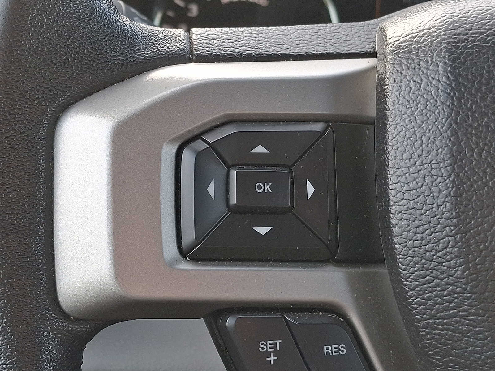 Thumbnail: 2019 Ford F-150 - 15