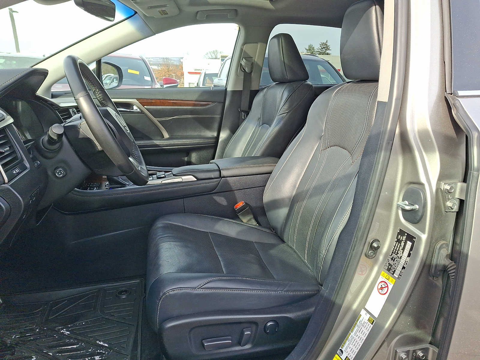 Thumbnail: 2017 Lexus RX - 10