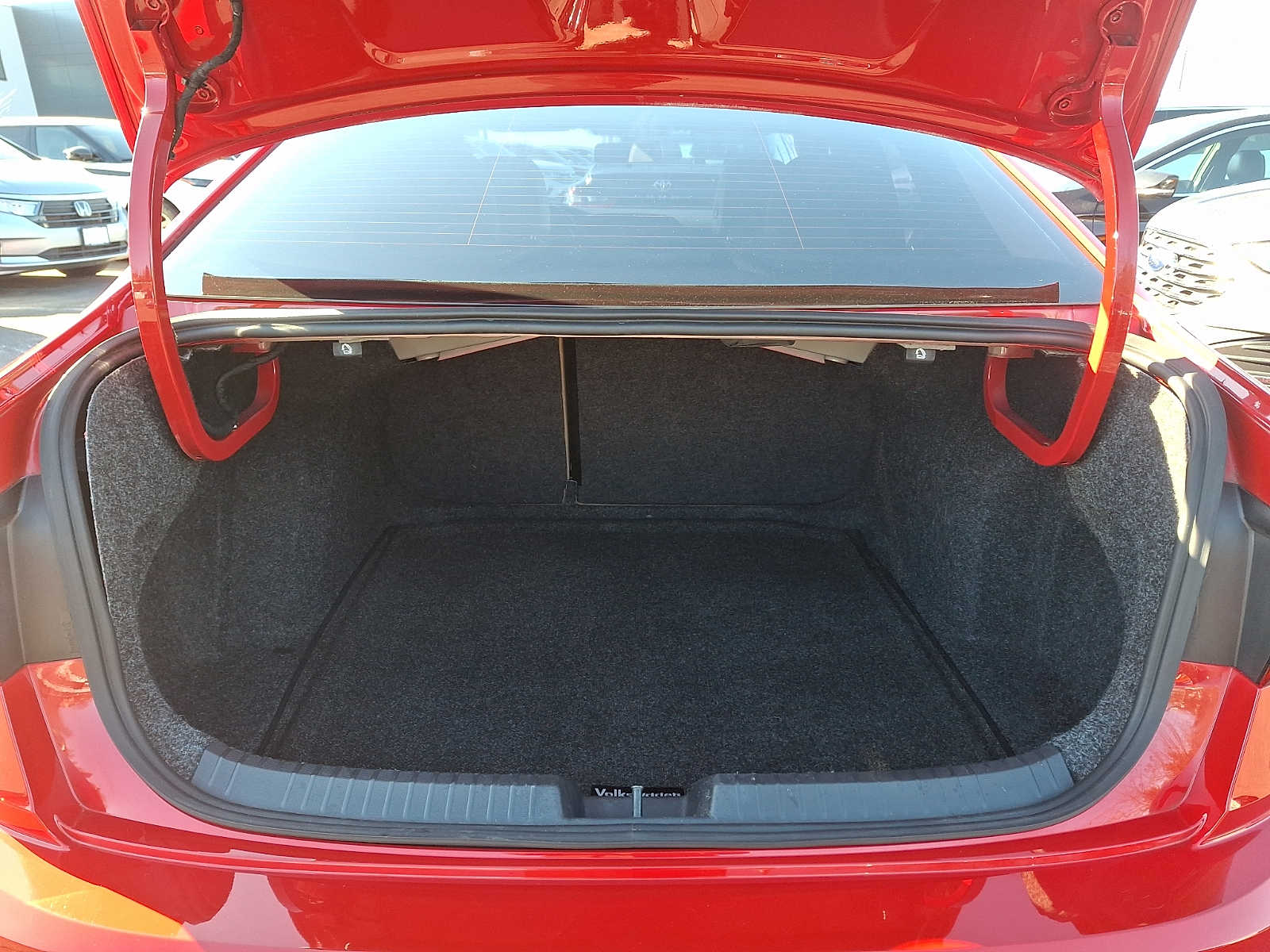 Thumbnail: 2019 Volkswagen Jetta - 27