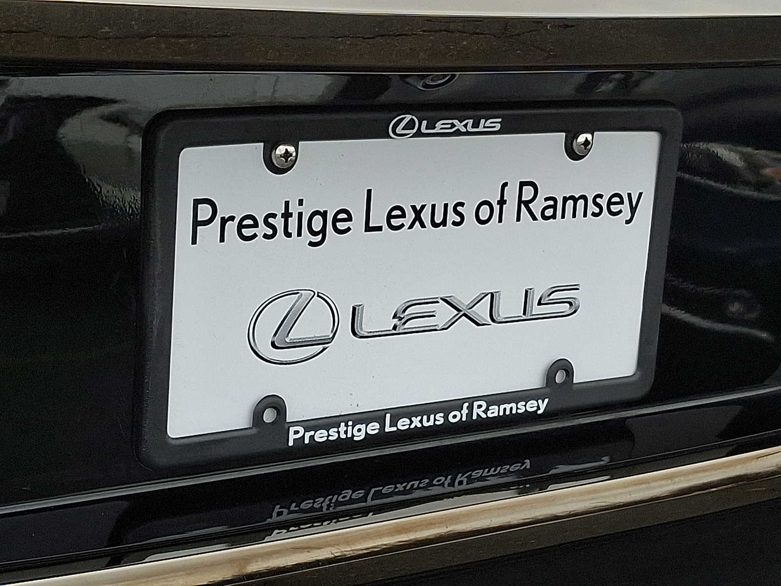 Thumbnail: 2023 Lexus GX - 30