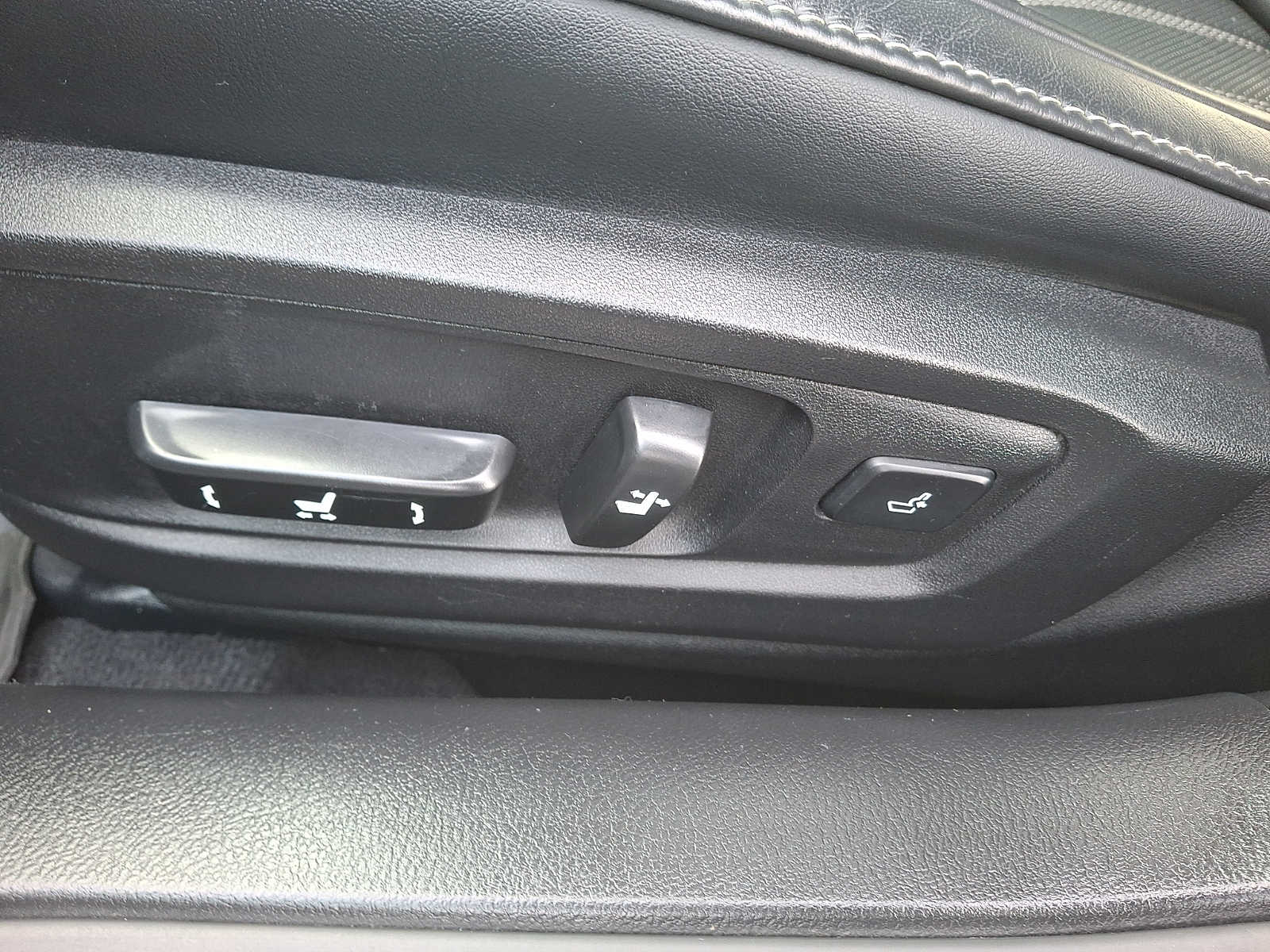 Thumbnail: 2018 Lexus ES - 11