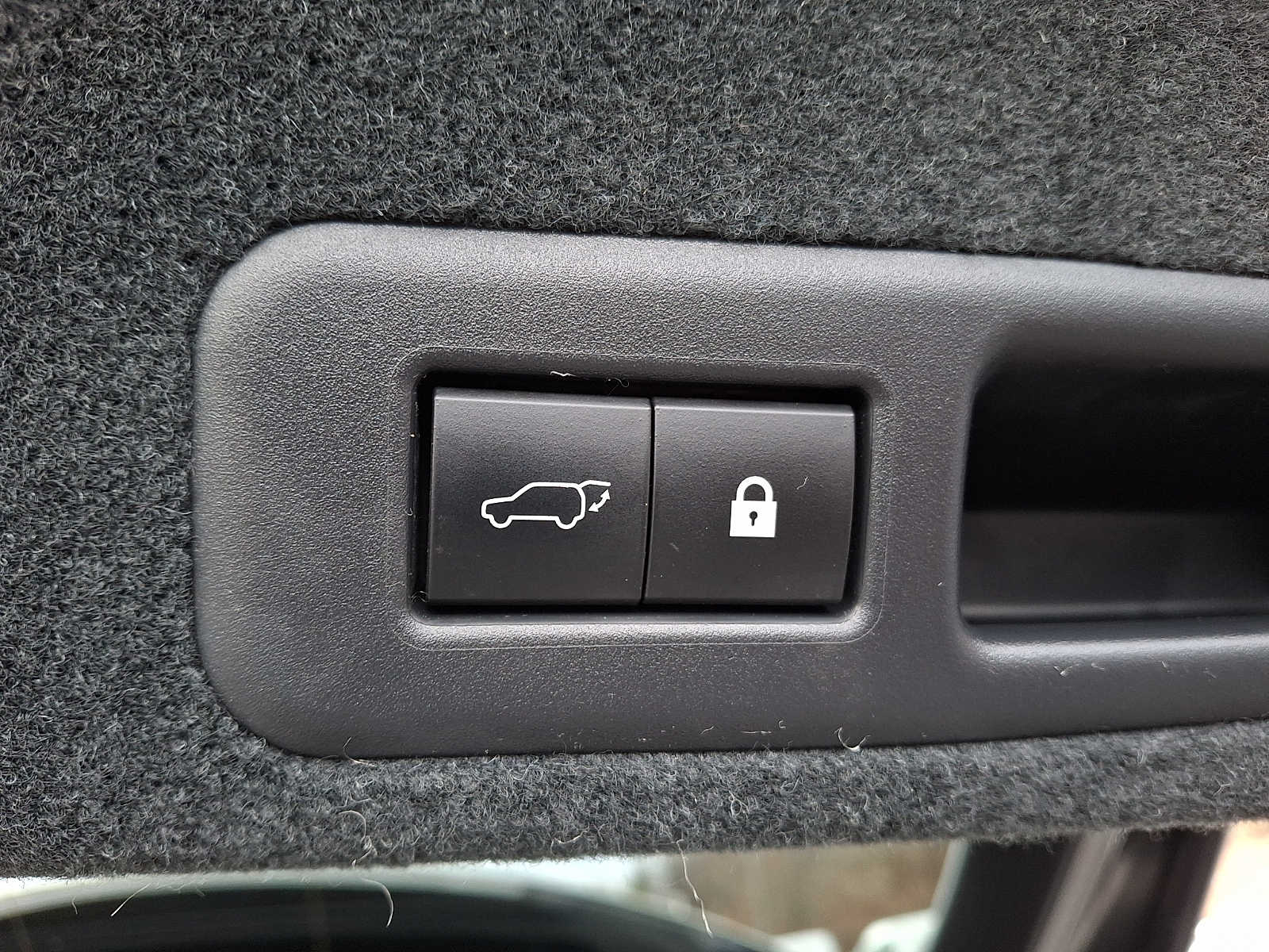 Thumbnail: 2020 Lexus RX - 28