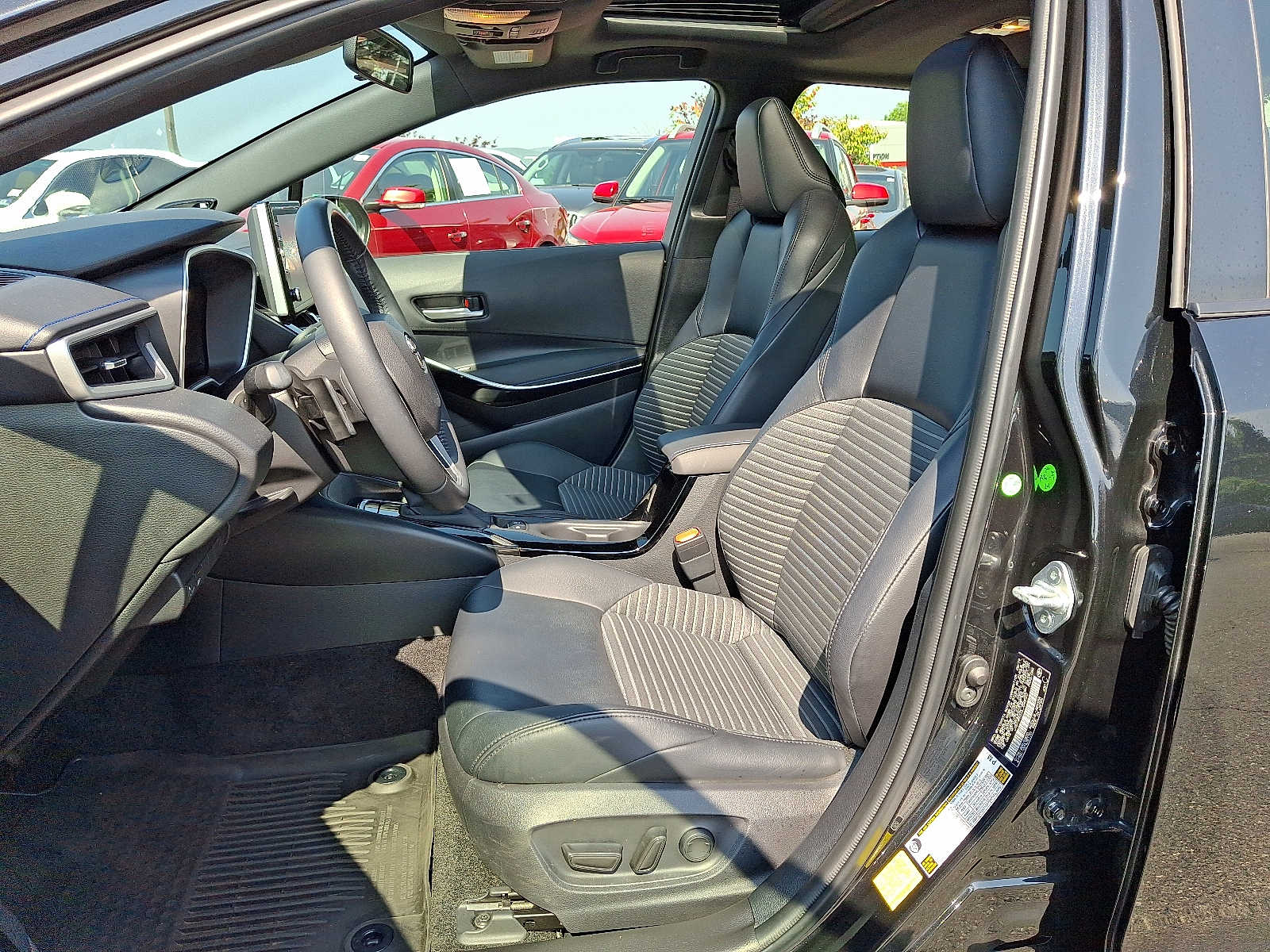 Thumbnail: 2020 Toyota Corolla - 10
