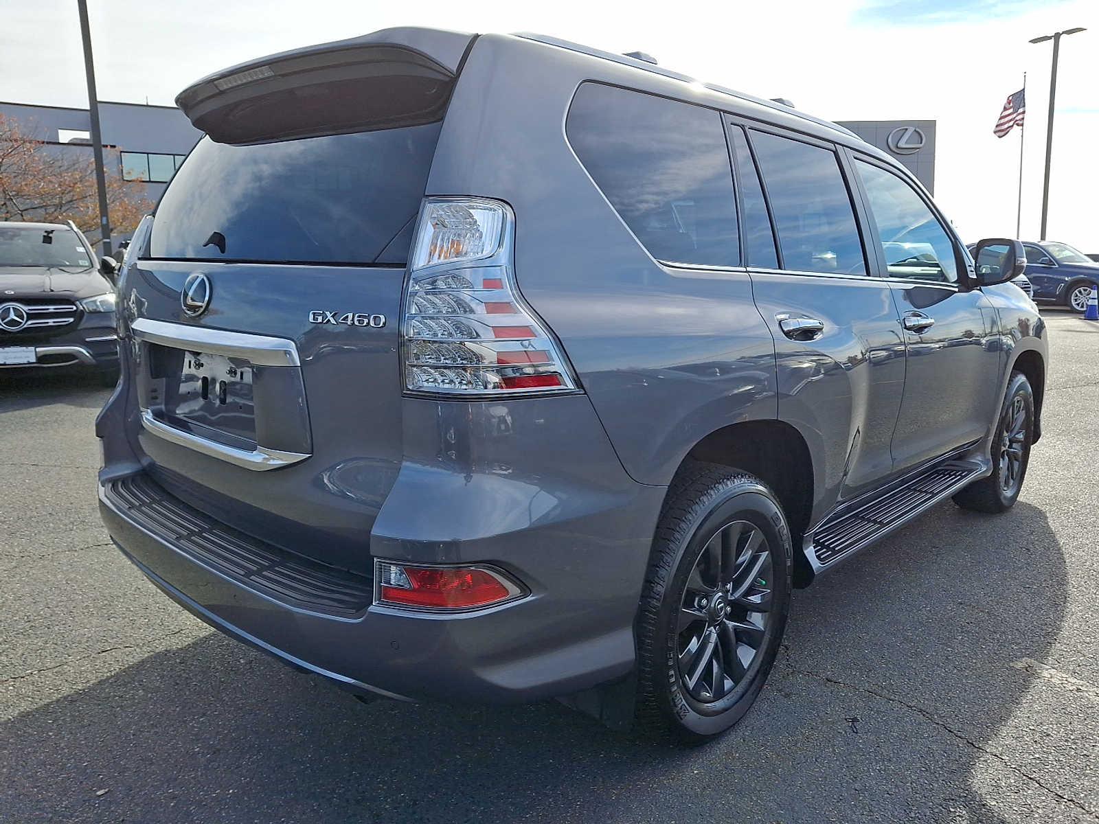 Thumbnail: 2023 Lexus GX - 4