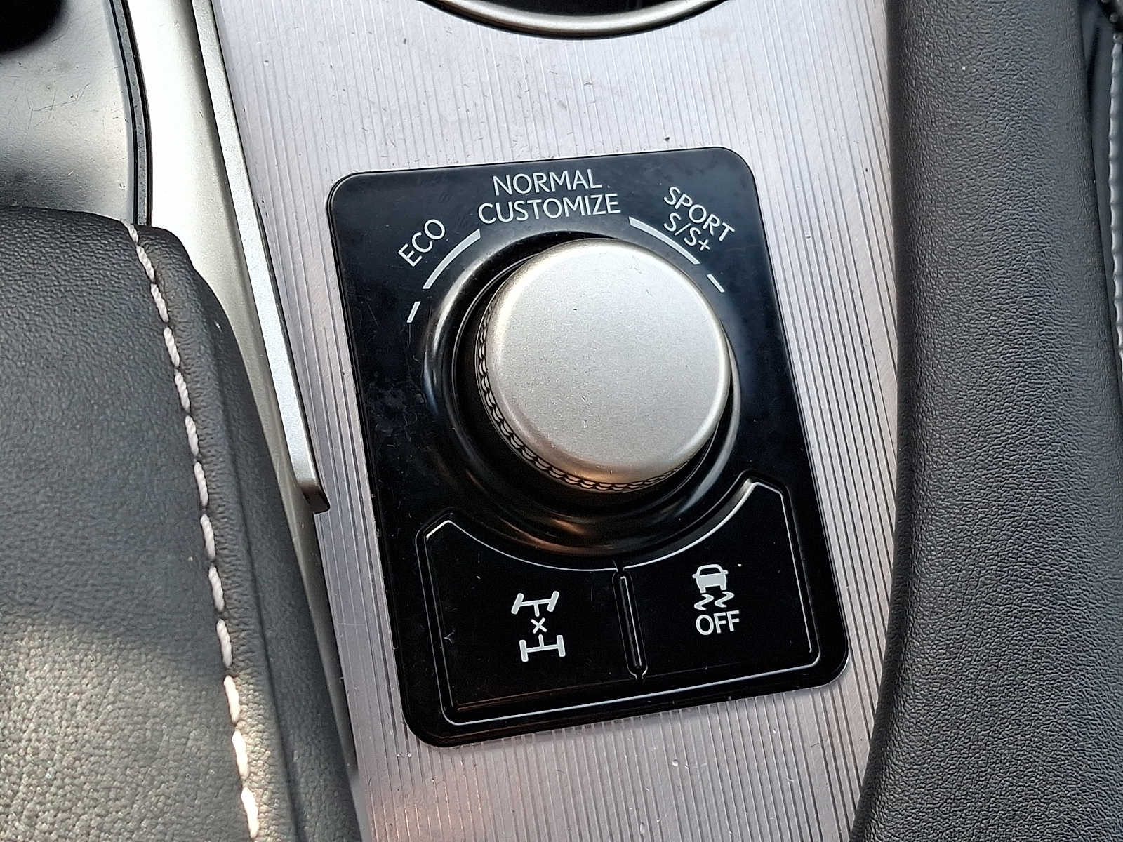 Thumbnail: 2019 Lexus RX - 22