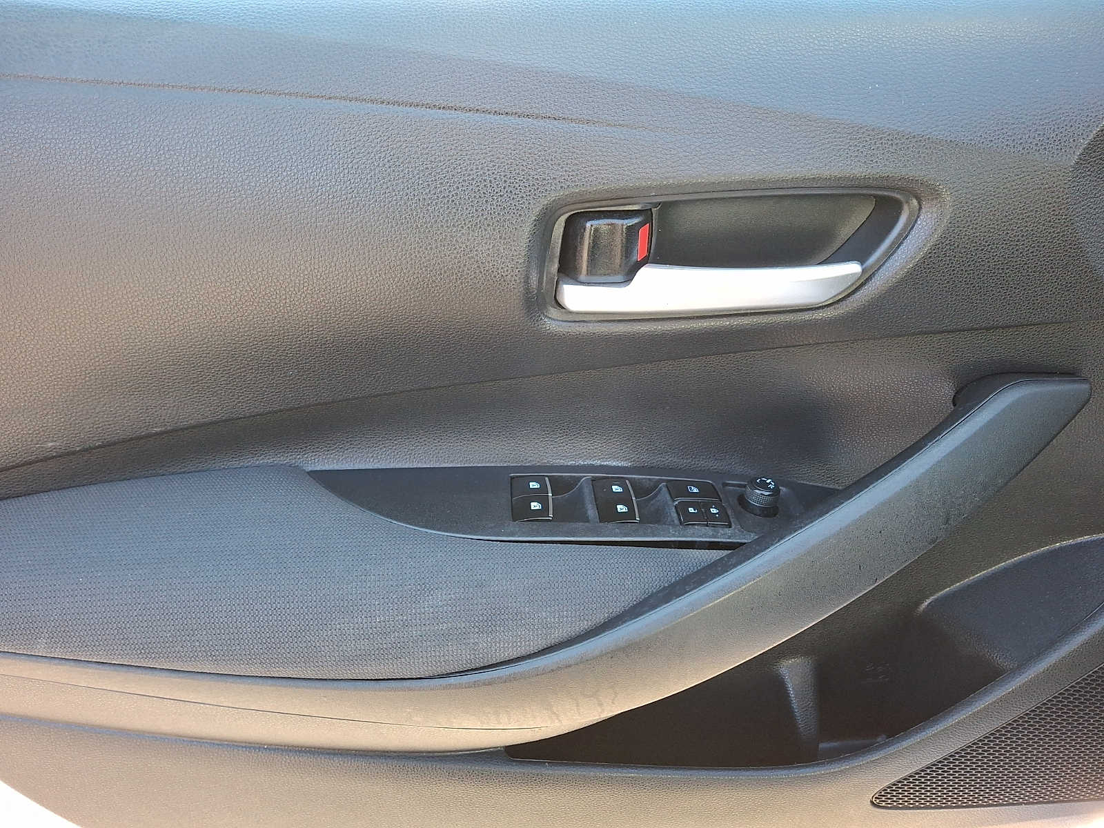 Thumbnail: 2021 Toyota Corolla - 11