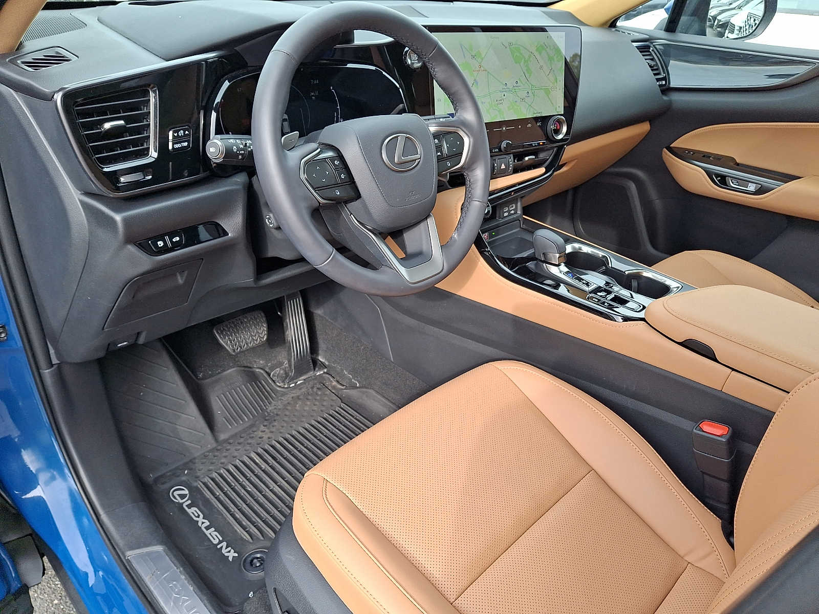 Thumbnail: 2024 Lexus ES - 8