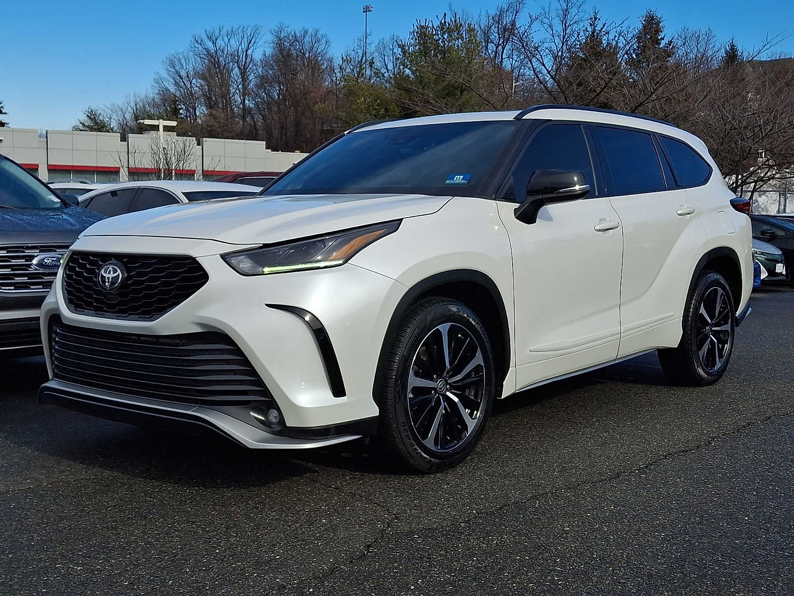 Thumbnail: 2021 Toyota Highlander - 1