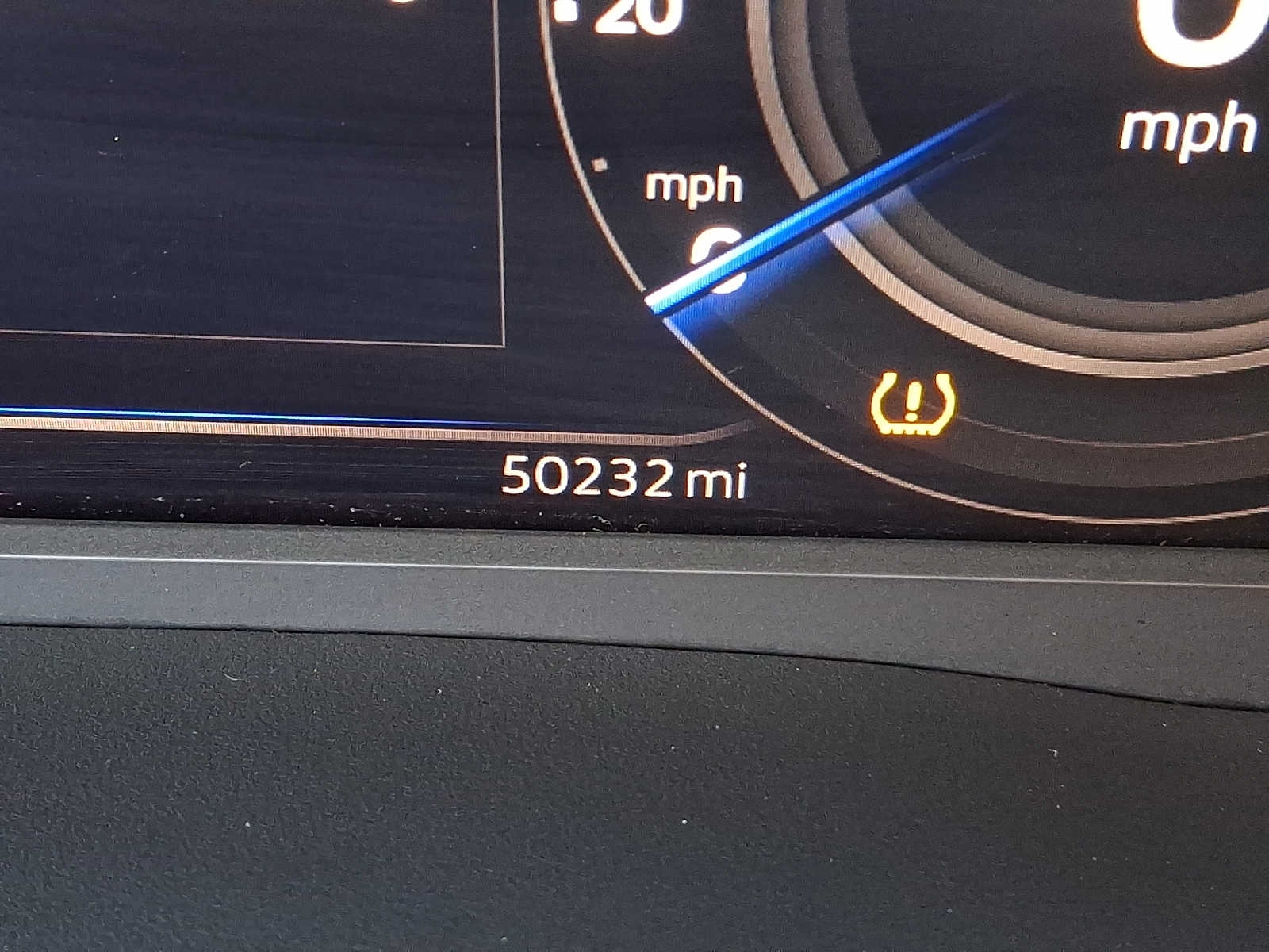 Thumbnail: 2022 Volkswagen Atlas - 18