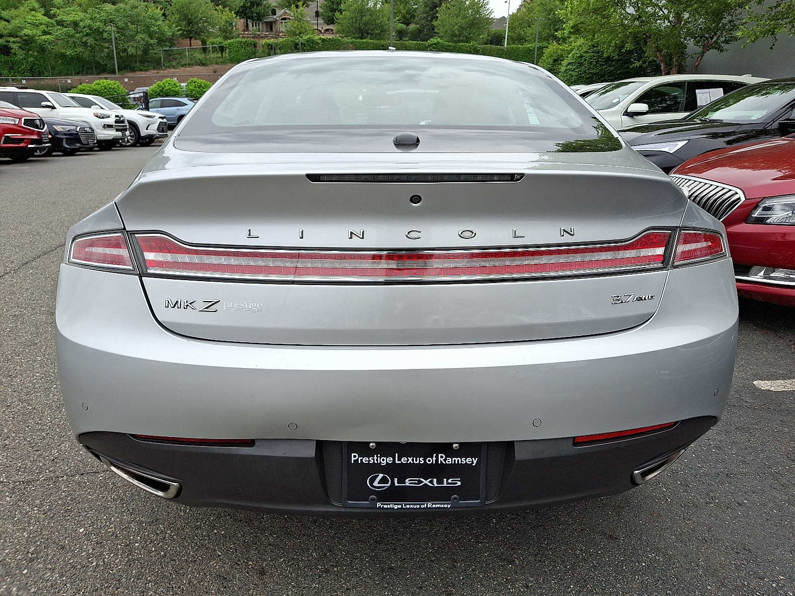 Thumbnail: 2016 Lincoln MKZ - 5