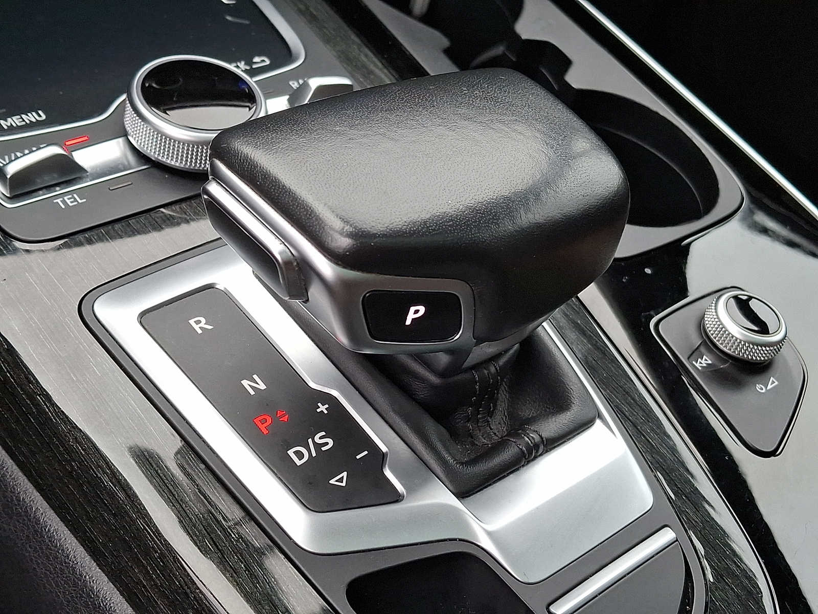 Thumbnail: 2018 Audi Q7 - 12