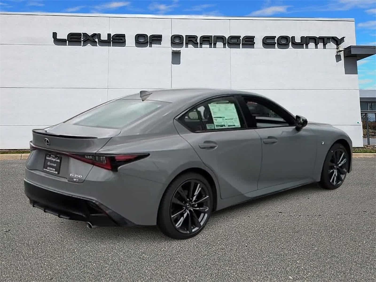 2025 Lexus IS 350 8