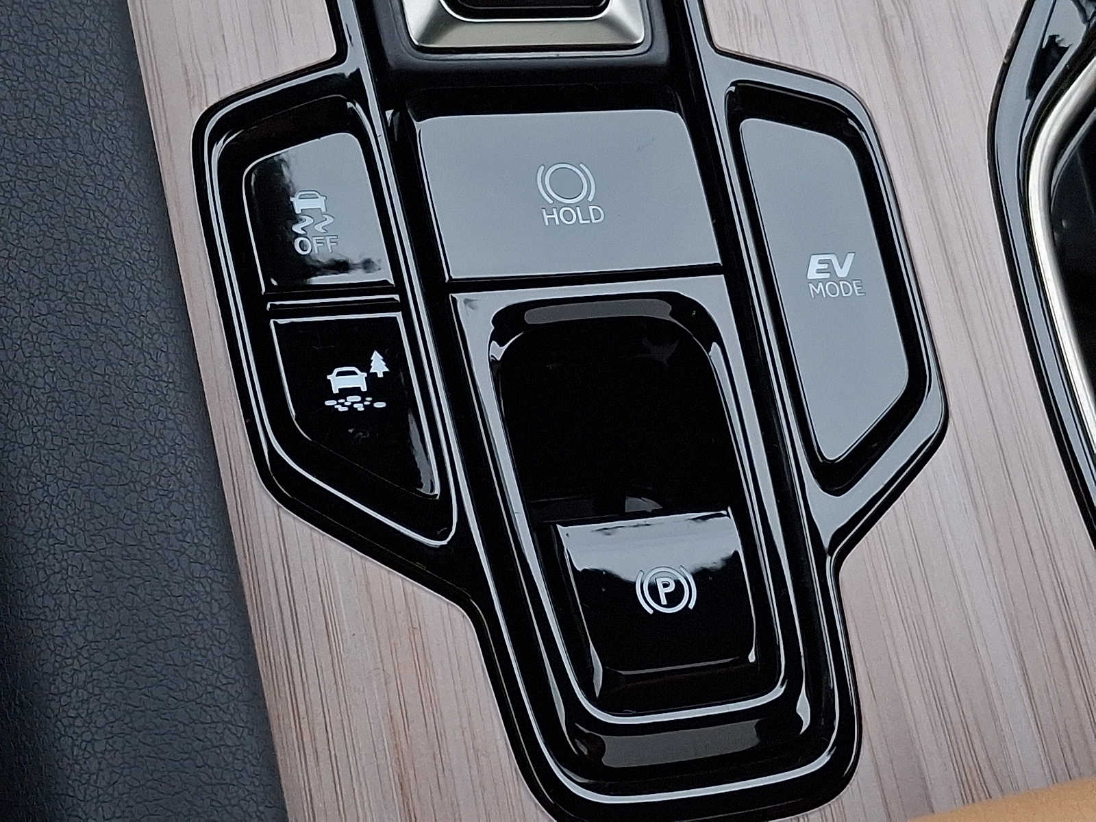 Thumbnail: 2024 Lexus RX - 22