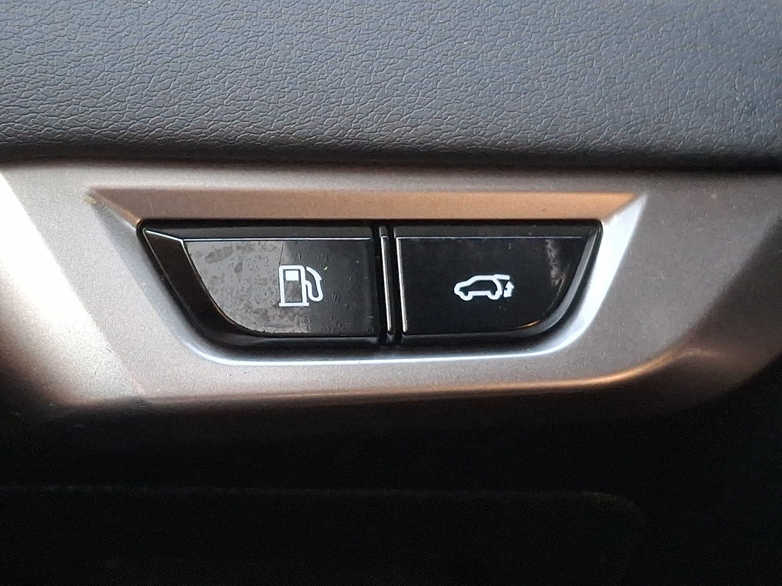 Thumbnail: 2024 Lexus RX - 22