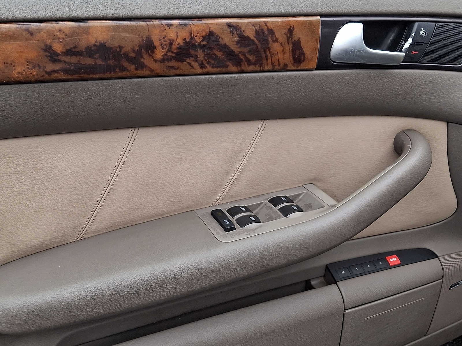 Thumbnail: 2003 Audi Allroad - 9