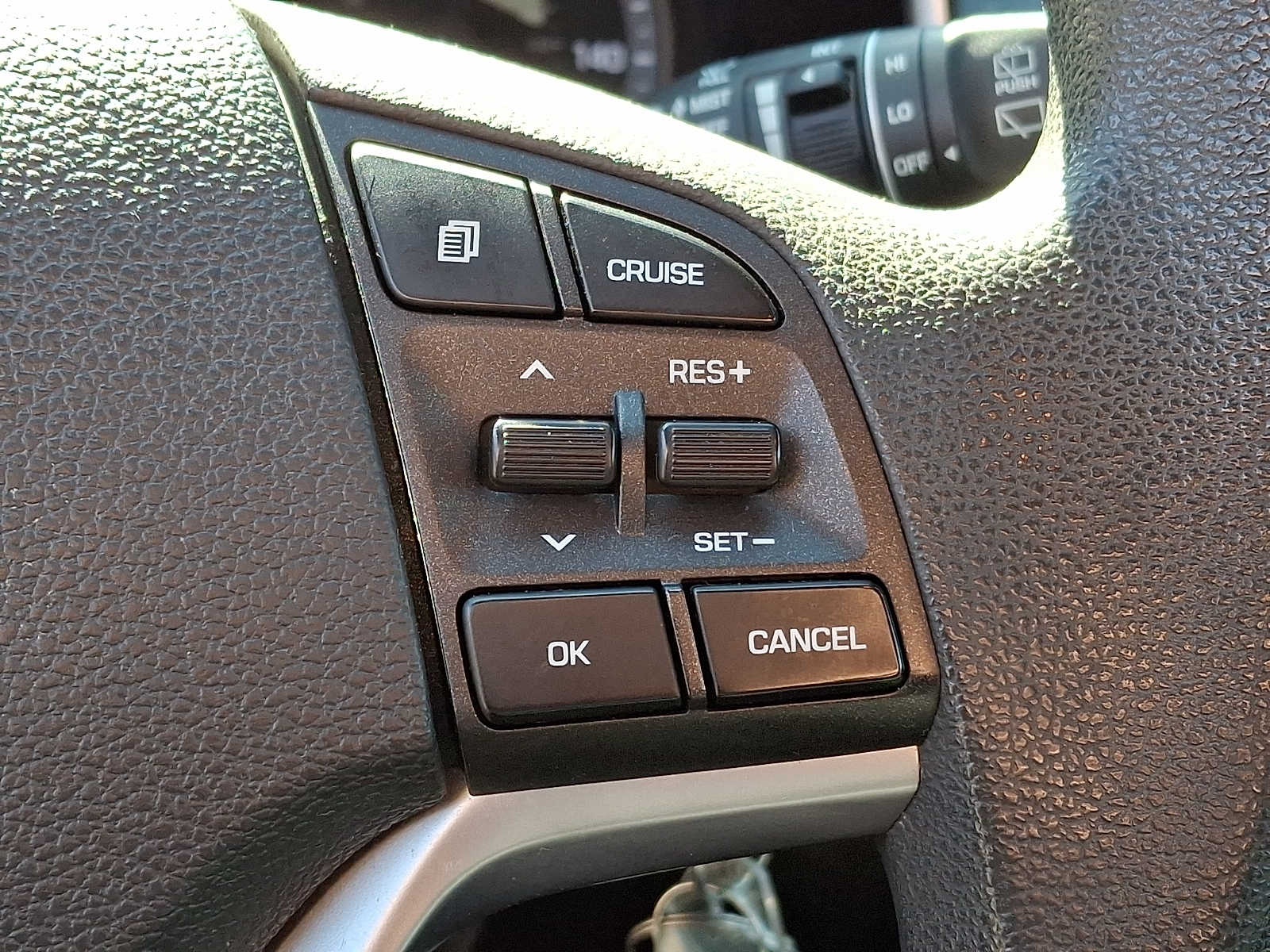 Thumbnail: 2019 Hyundai Tucson - 18