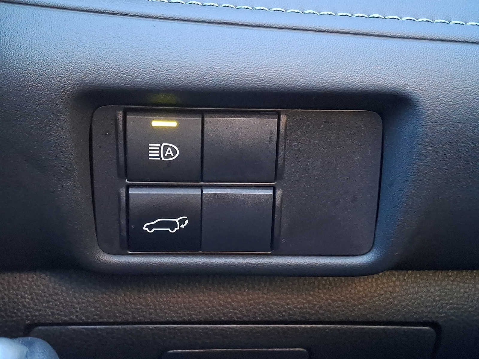 Thumbnail: 2022 Toyota Highlander - 24