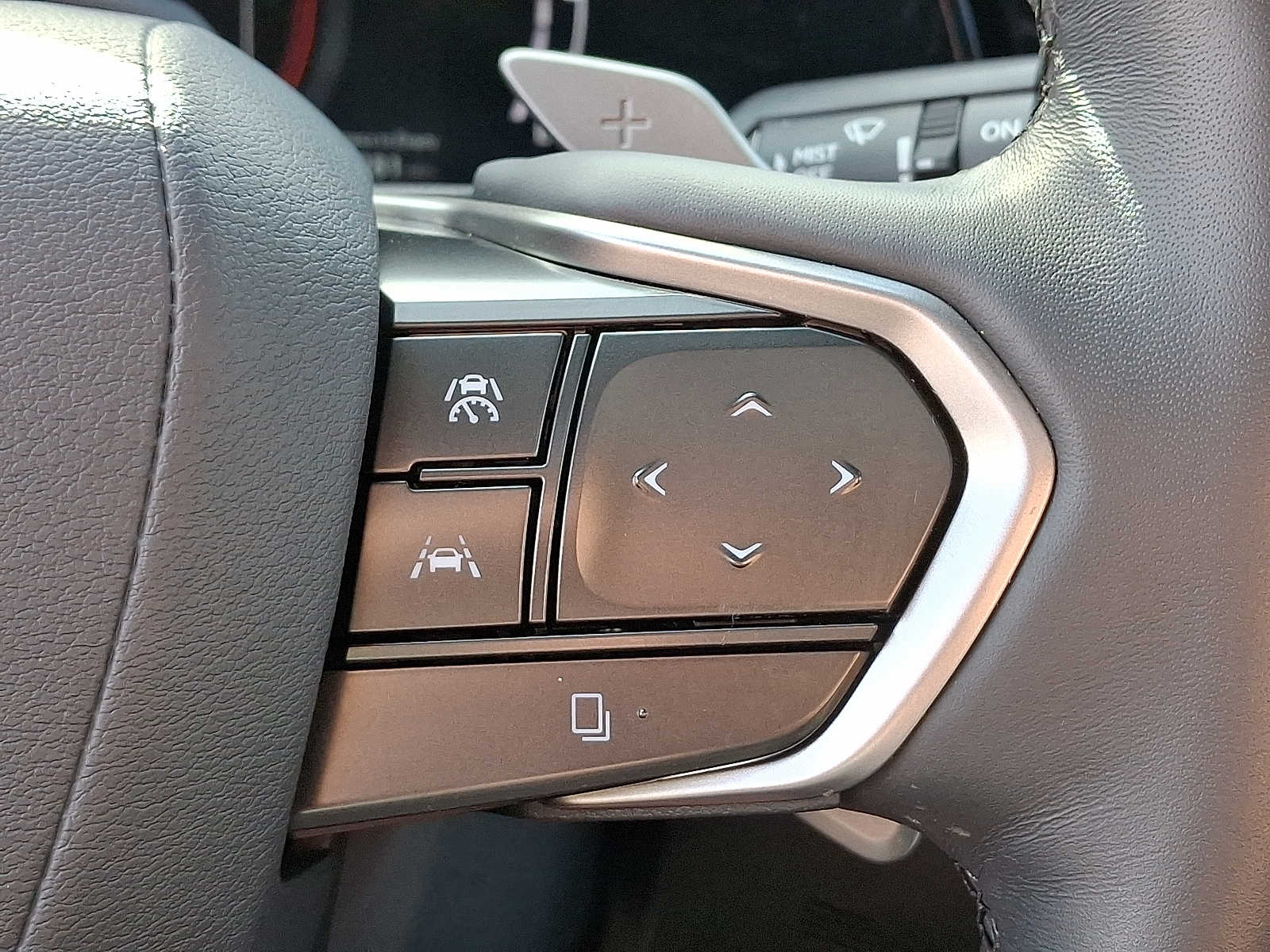 Thumbnail: 2023 Lexus RX - 19