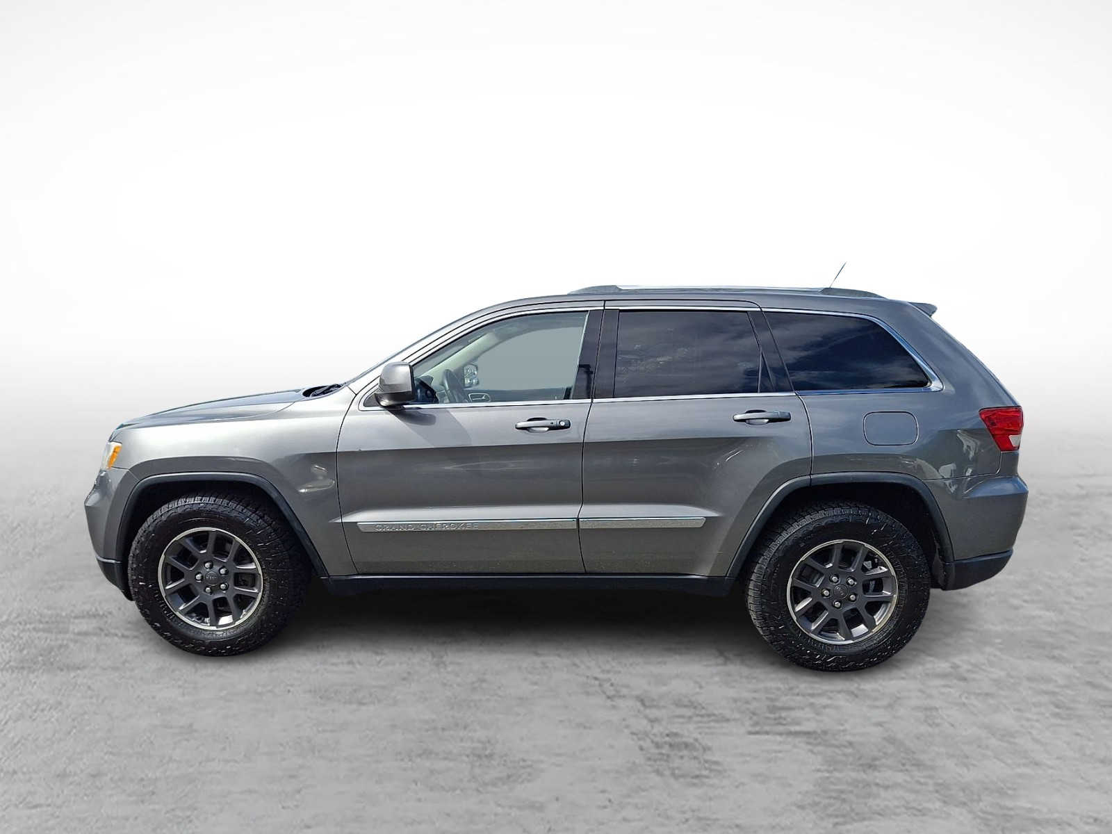 Thumbnail: 2012 Jeep Grand Cherokee - 6
