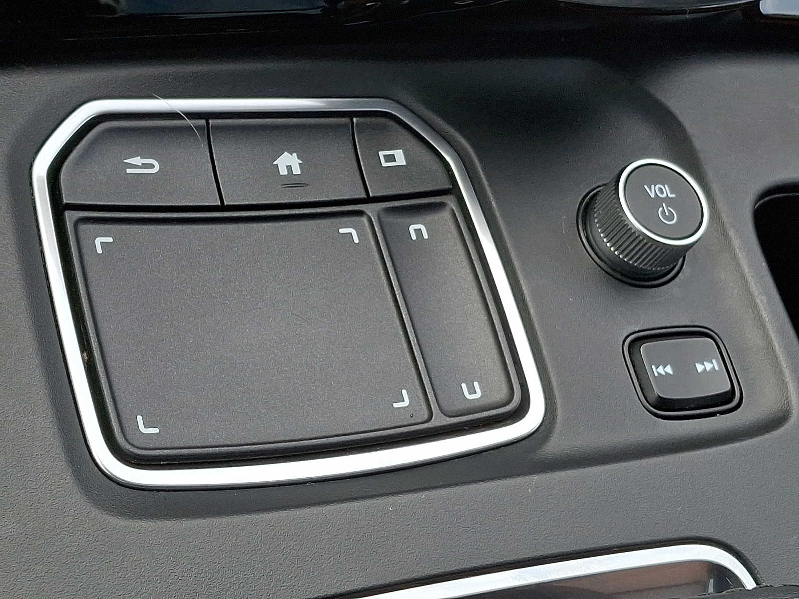 Thumbnail: 2023 Acura MDX - 19