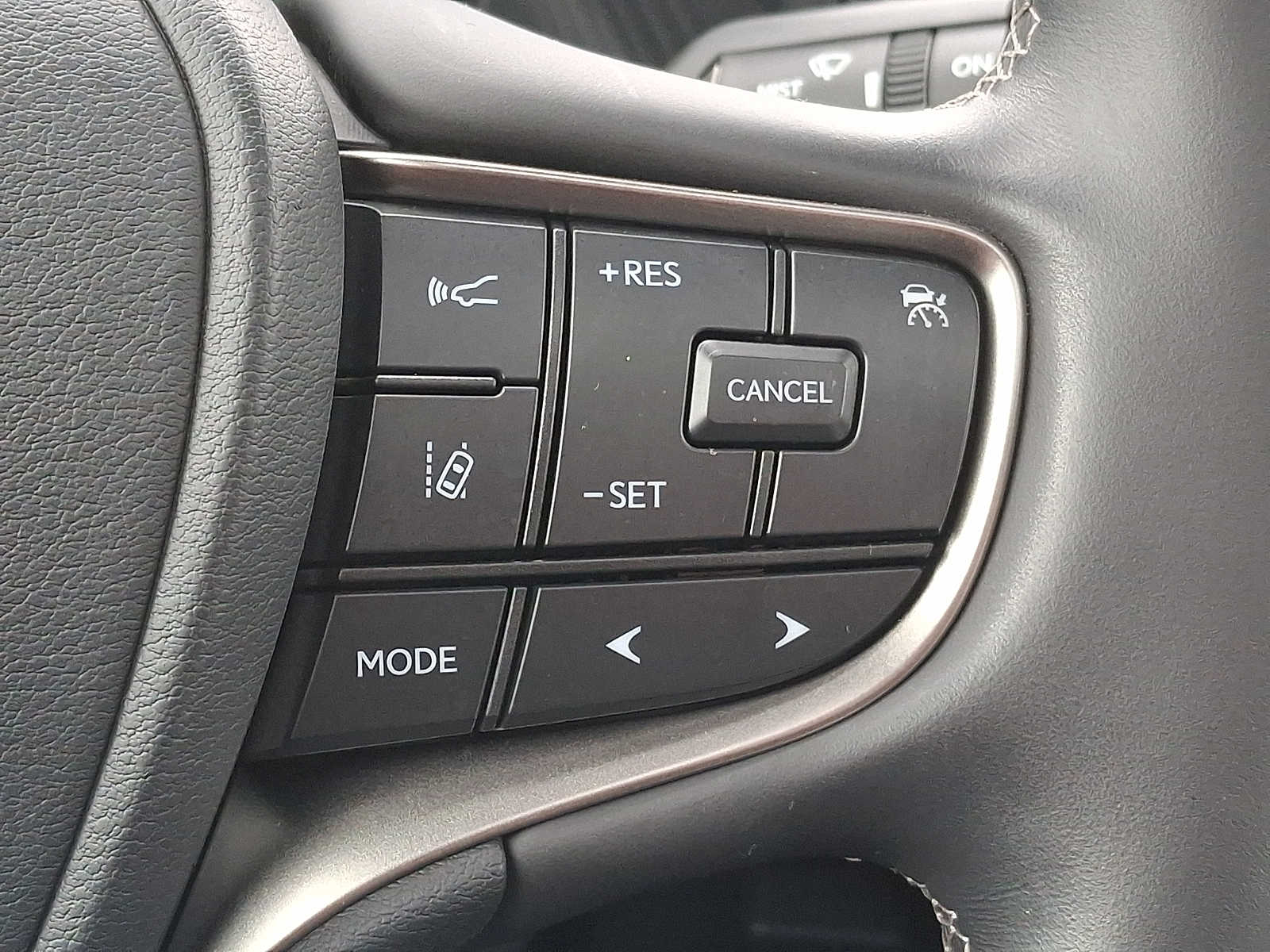 Thumbnail: 2021 Lexus UX - 19