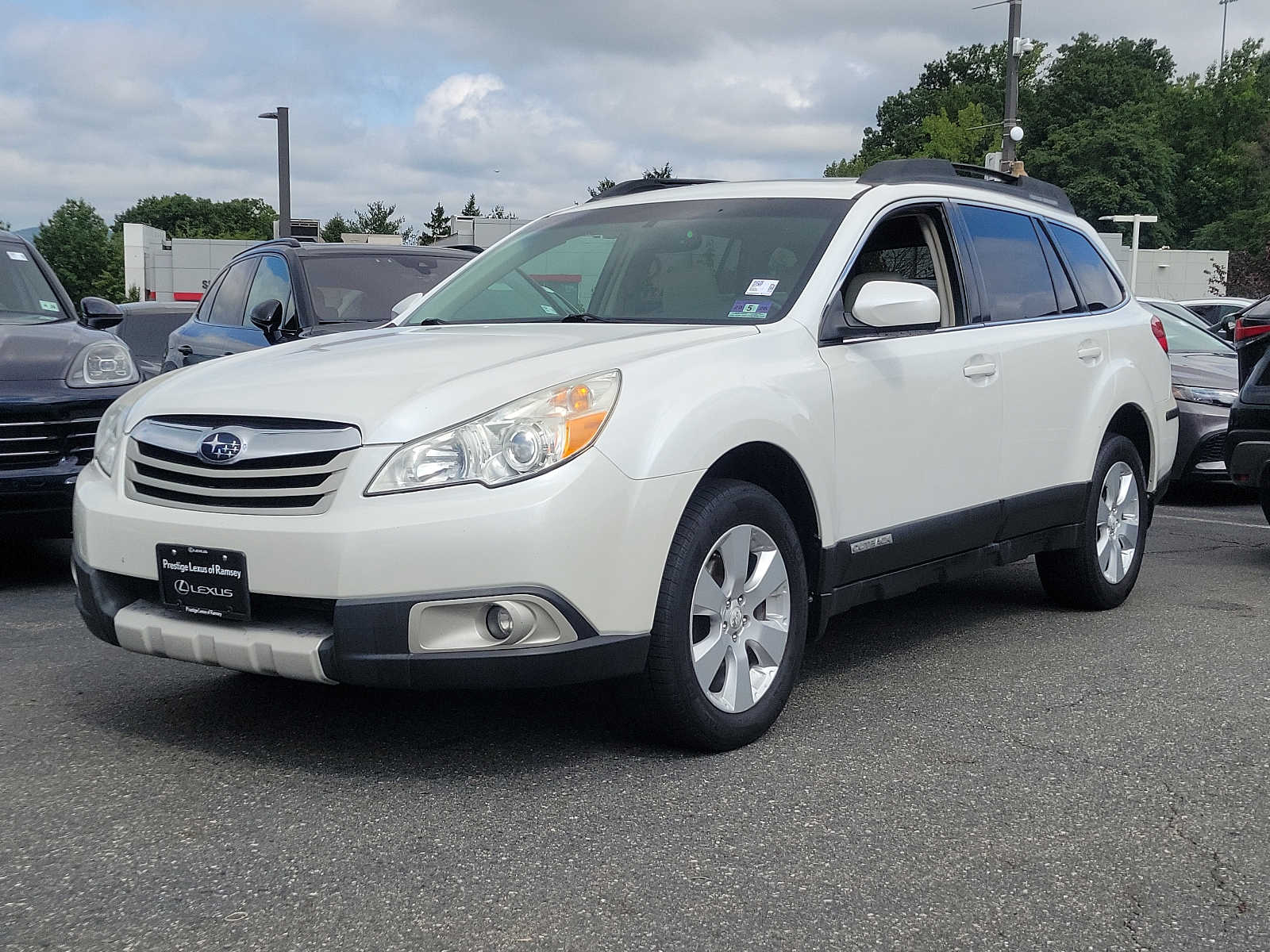 2011 Subaru Outback 2.5i Limited -
                Ramsey, NJ