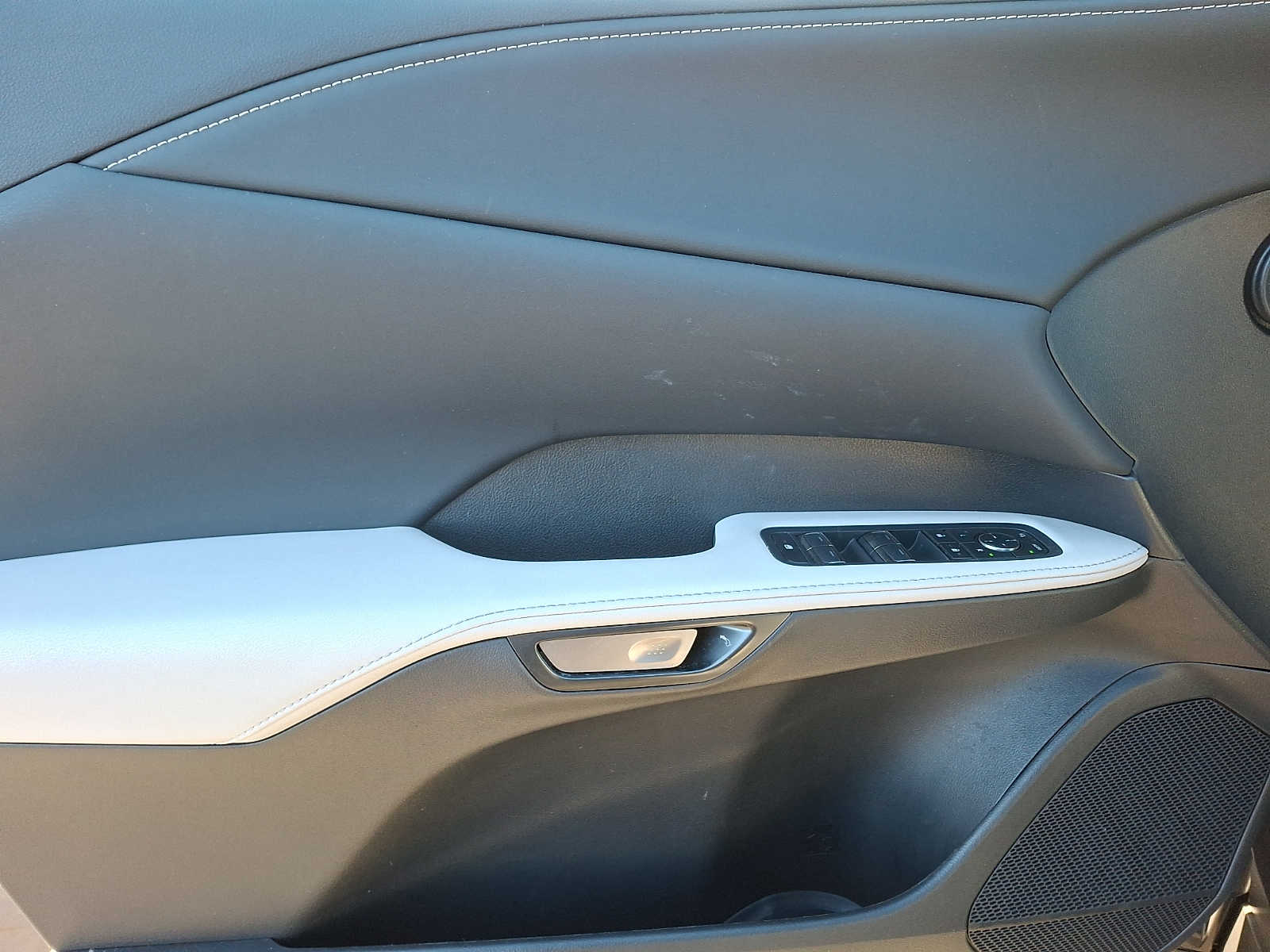 Thumbnail: 2023 Lexus RX - 9