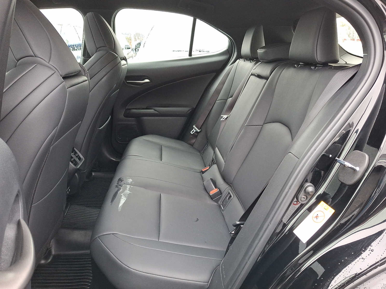 Thumbnail: 2019 Lexus UX - 8