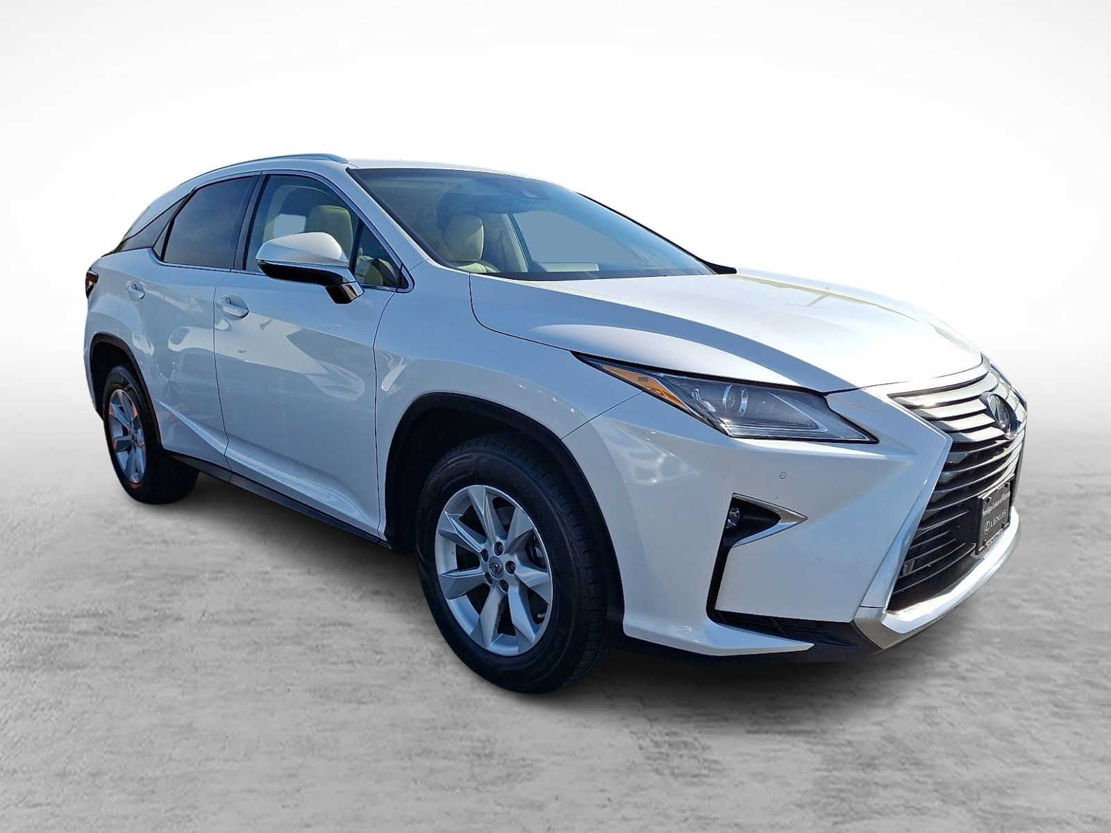 Thumbnail: 2017 Lexus RX - 3