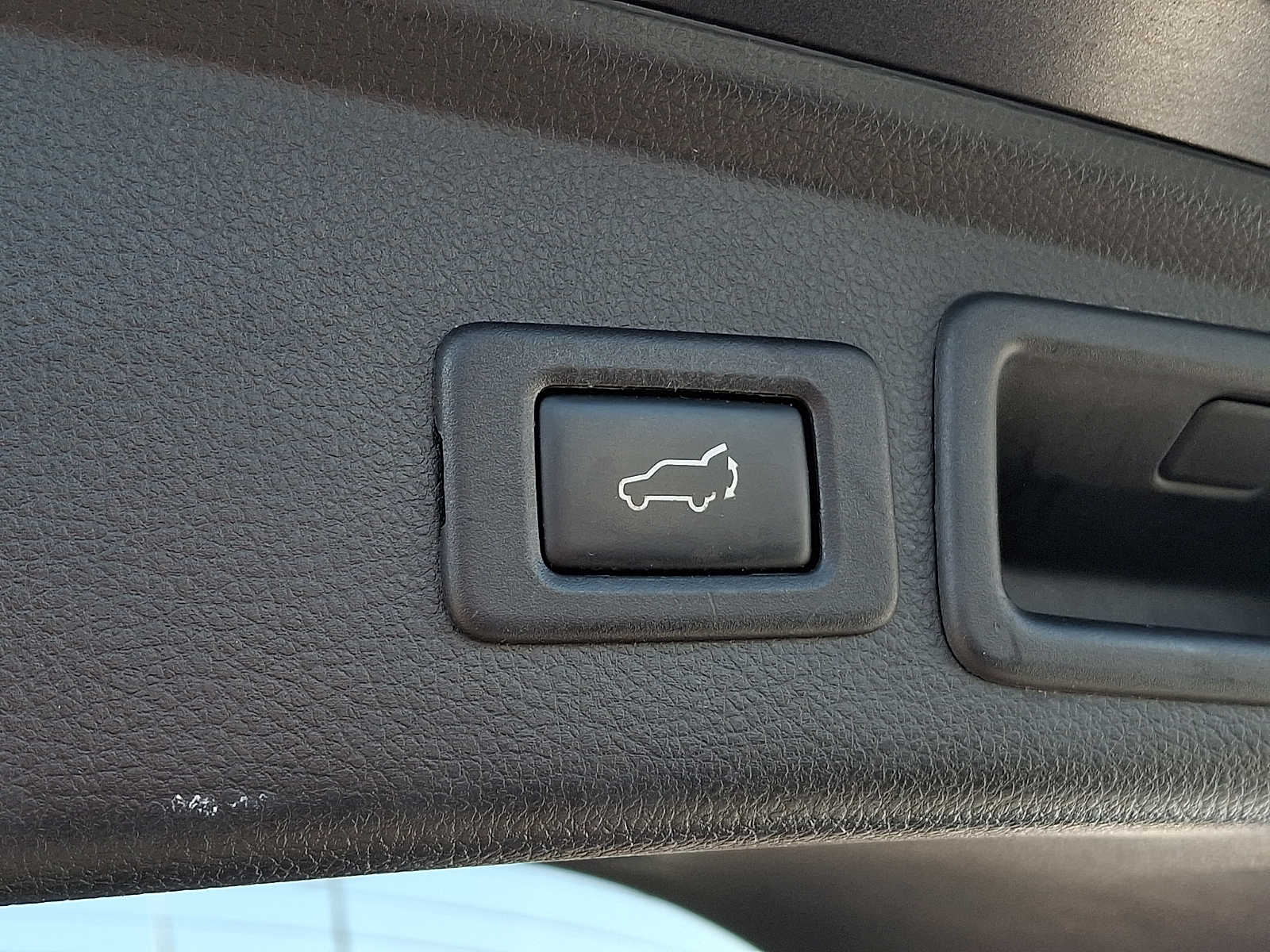 Thumbnail: 2014 Subaru Forester - 27