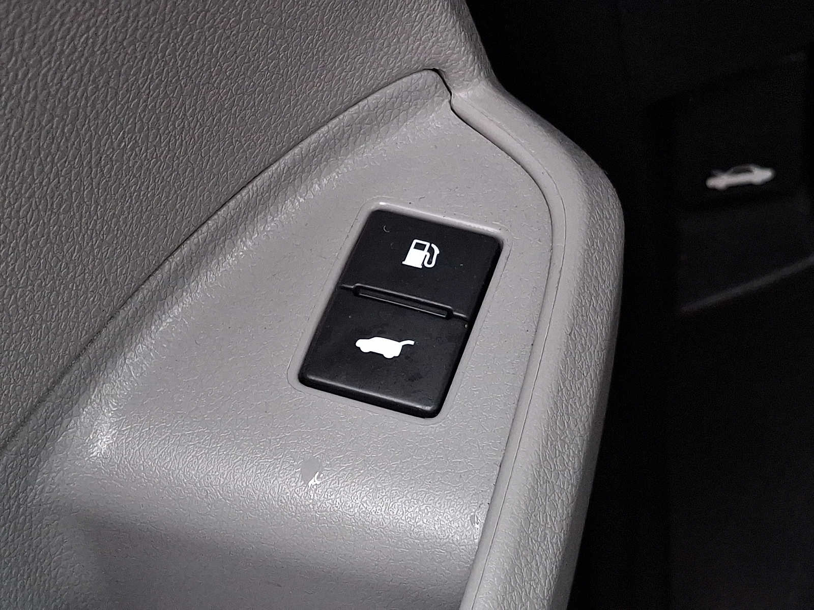 Thumbnail: 2017 Honda Pilot - 25