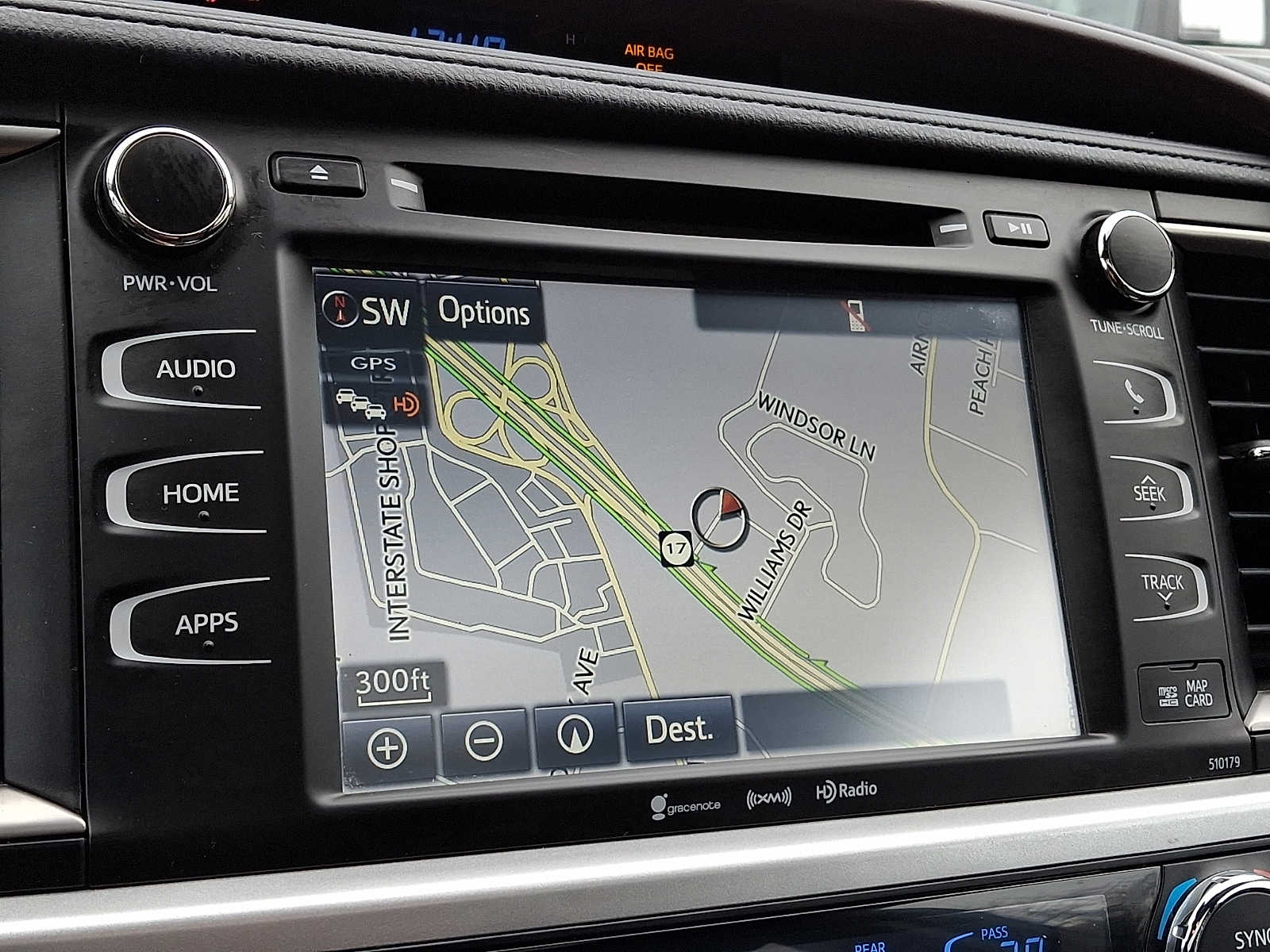 Thumbnail: 2017 Toyota Highlander - 15