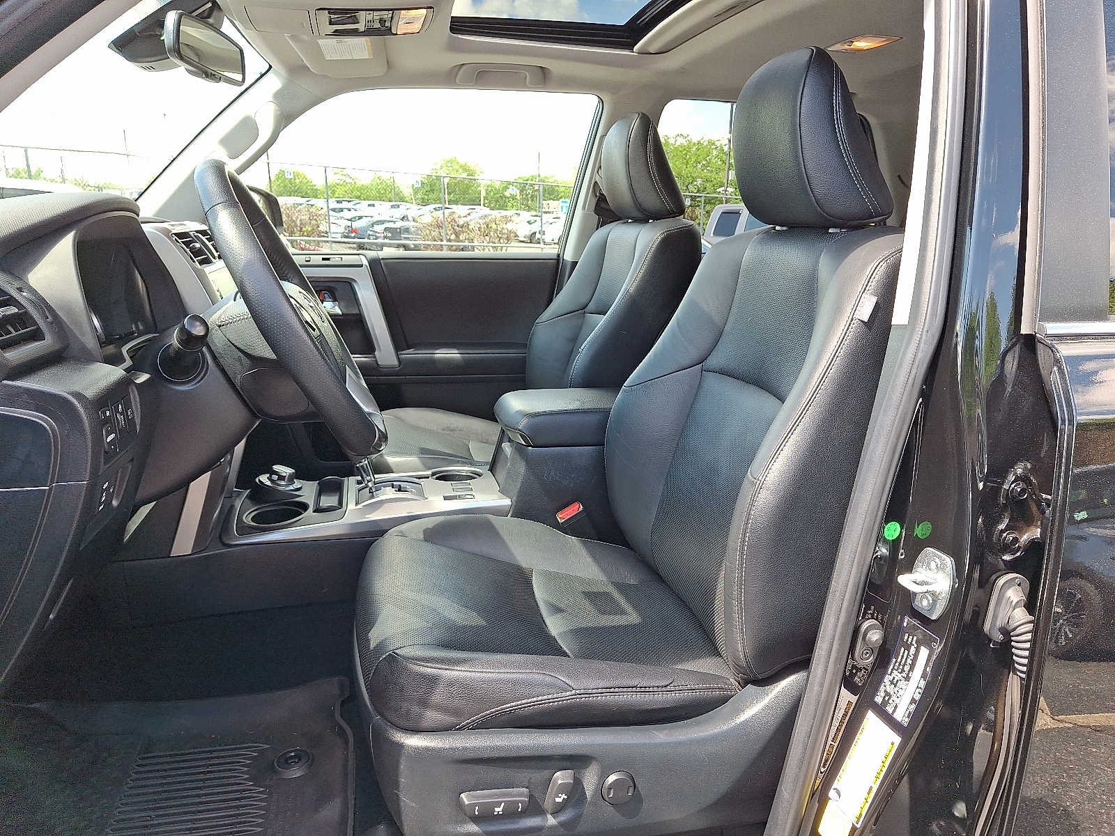 2022 Toyota 4Runner Limited 9