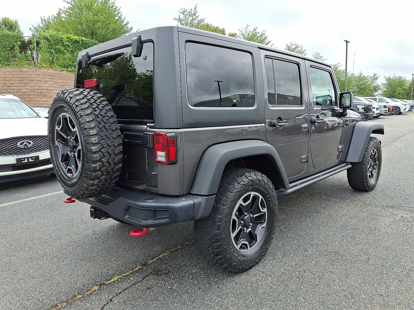 Thumbnail: 2016 Jeep Wrangler - 4