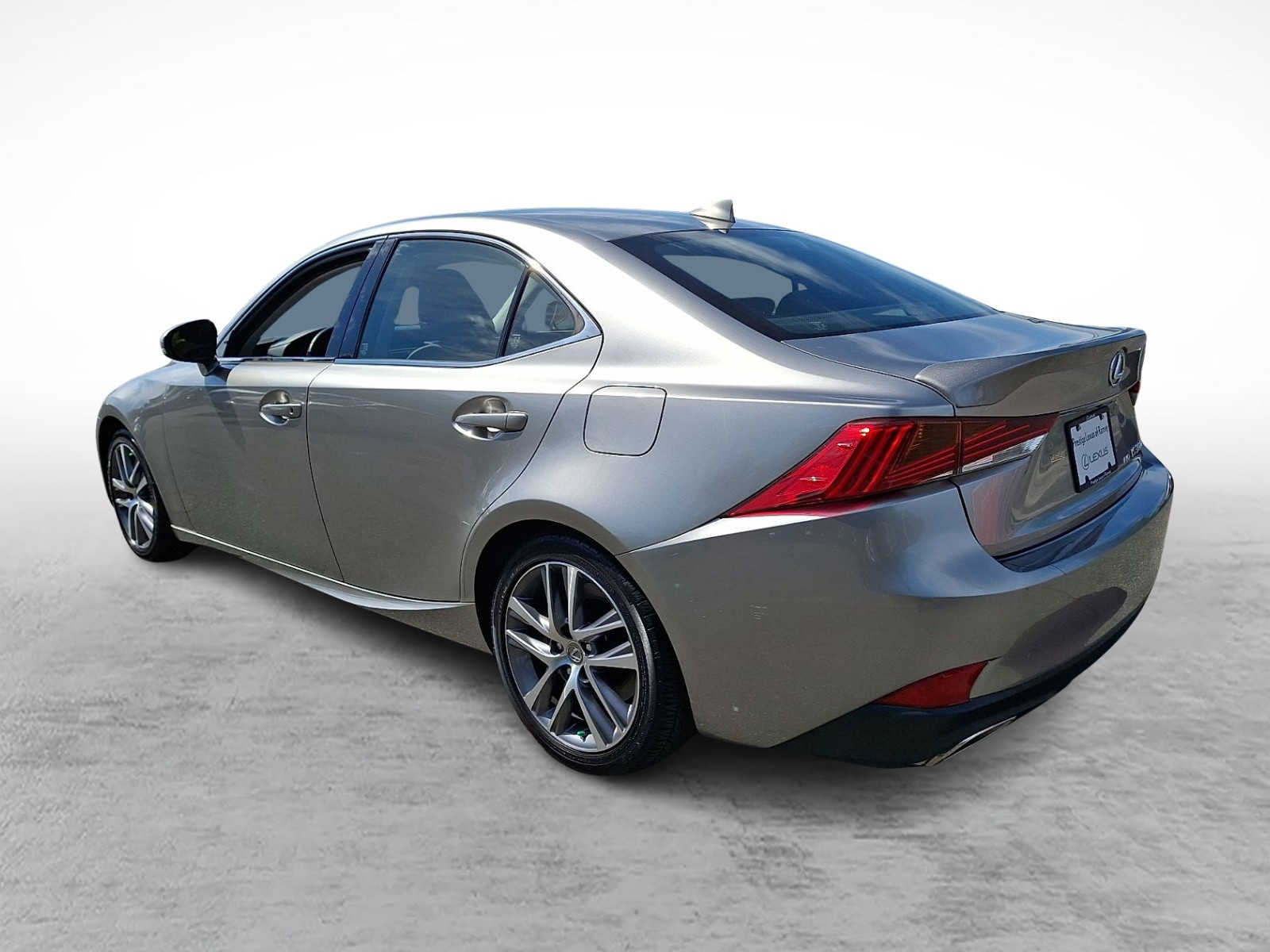 Thumbnail: 2020 Lexus IS - 6