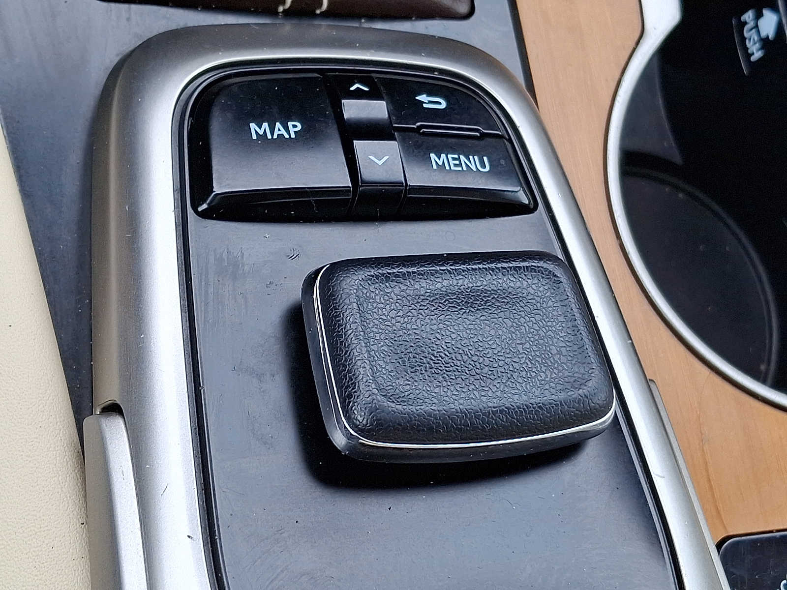 Thumbnail: 2018 Lexus RX - 22