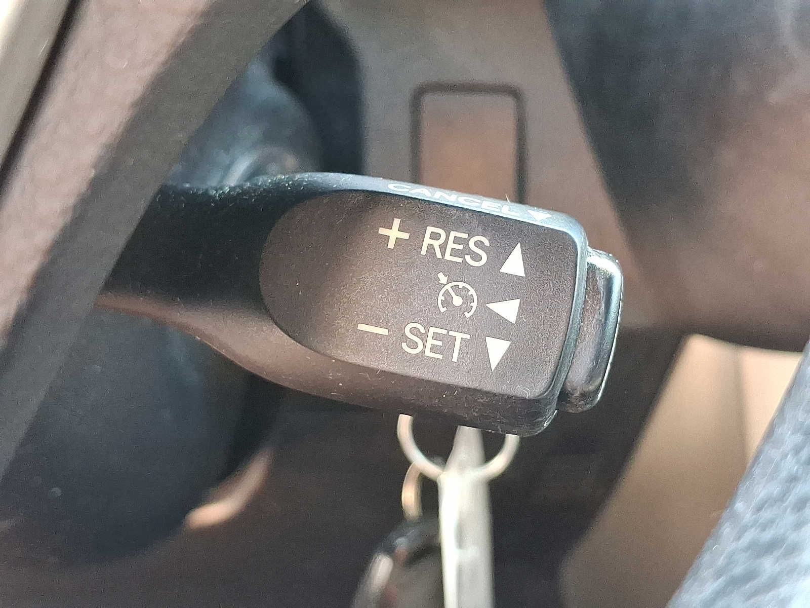 Thumbnail: 2015 Toyota RAV4 - 18