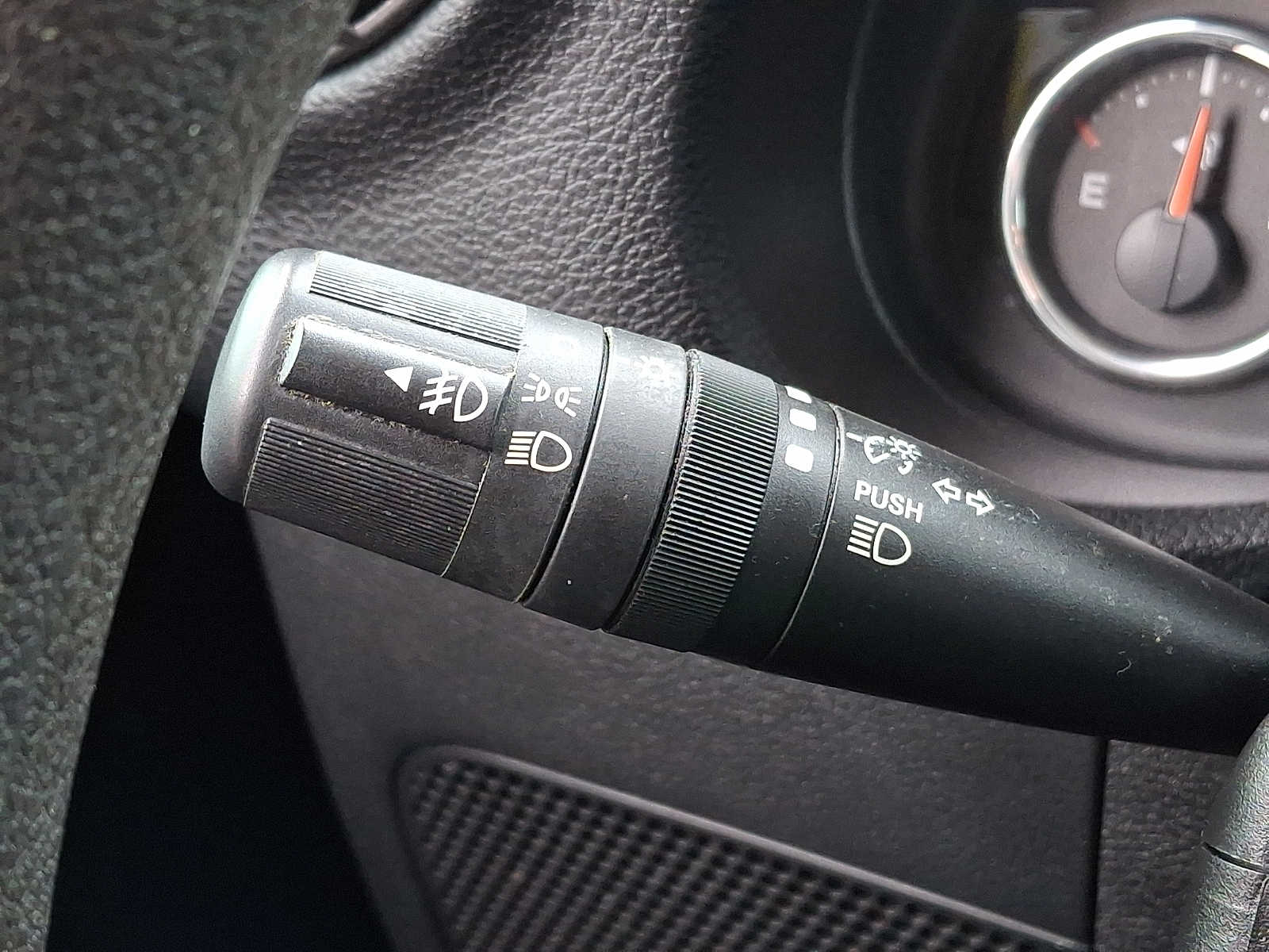 Thumbnail: 2018 Jeep Wrangler - 25