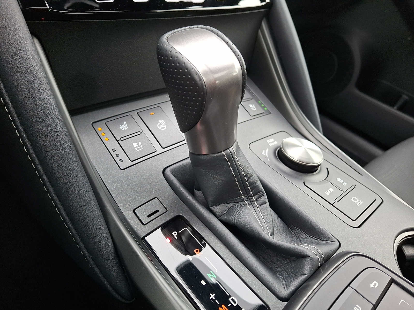 Thumbnail: 2025 Lexus IS - 11