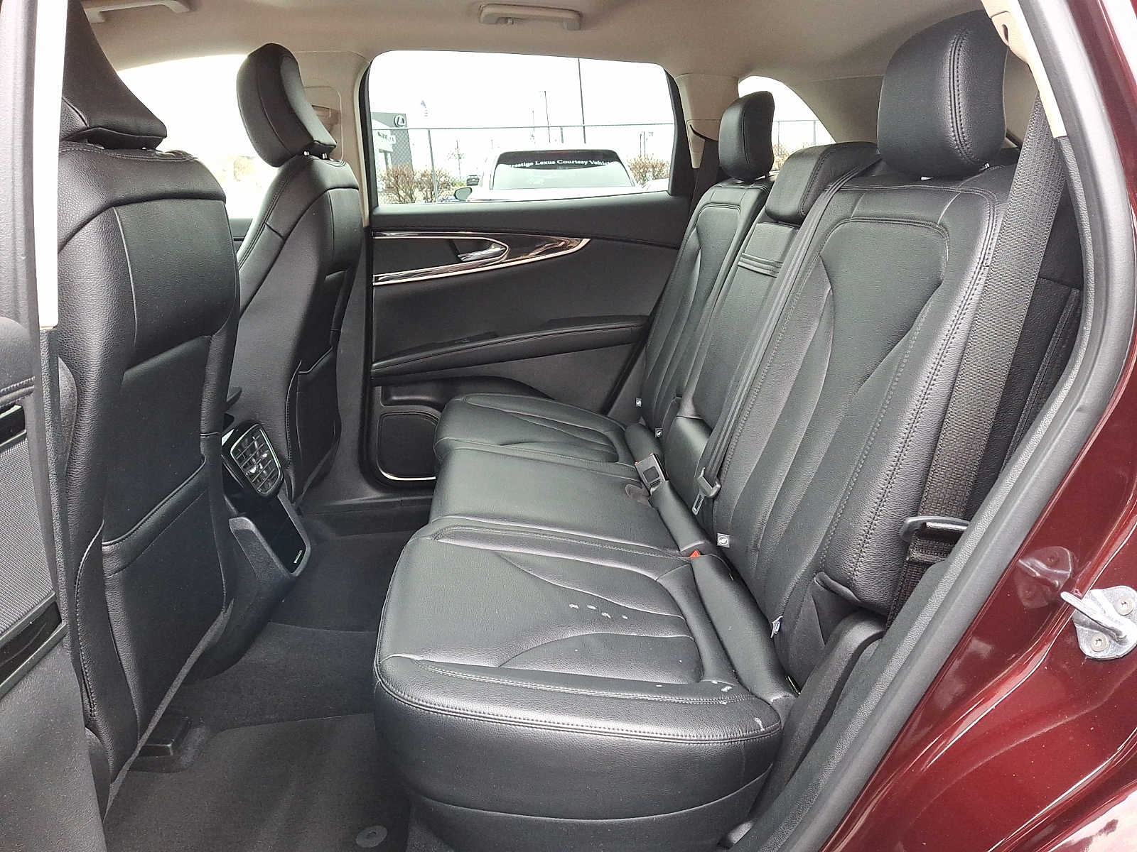 Thumbnail: 2023 Lincoln Nautilus - 9