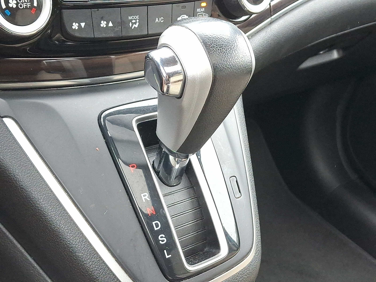 Thumbnail: 2015 Honda CR-V - 13
