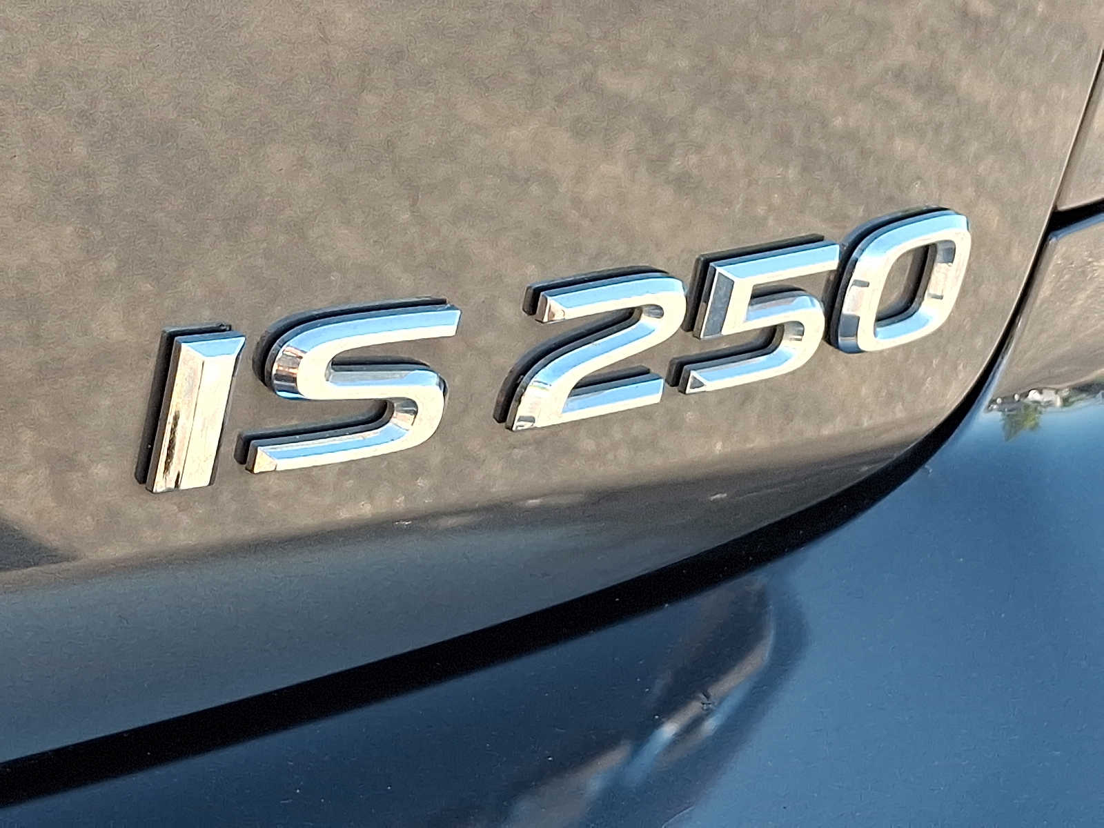 Thumbnail: 2011 Lexus IS - 28