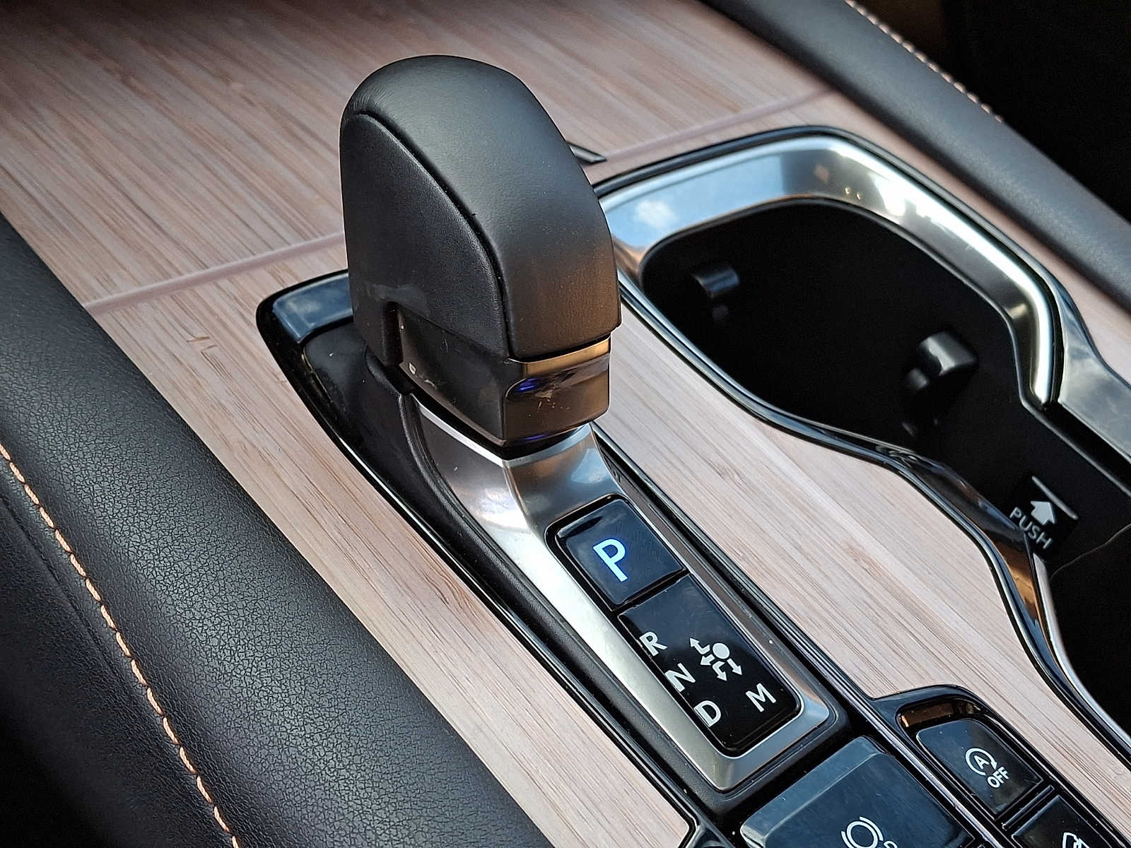 Thumbnail: 2024 Lexus RX - 14