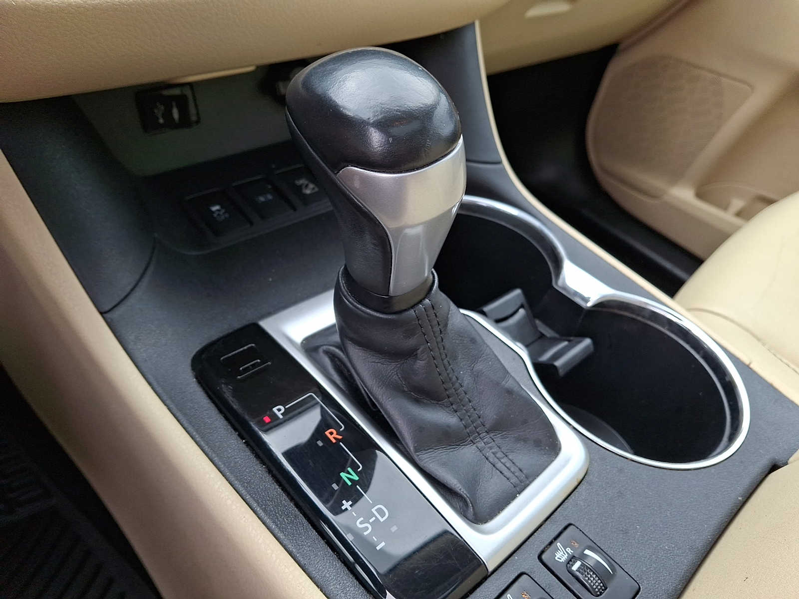 Thumbnail: 2014 Toyota Highlander - 13