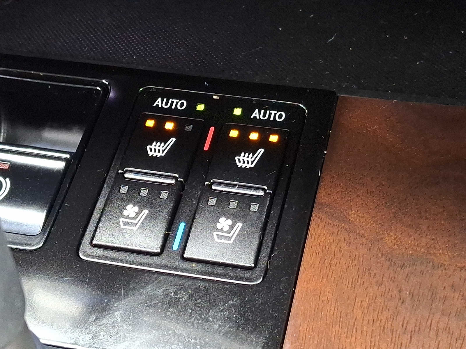 Thumbnail: 2016 Lexus RX - 22