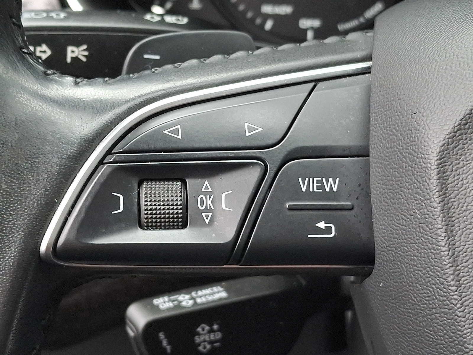 Thumbnail: 2018 Audi Q7 - 17