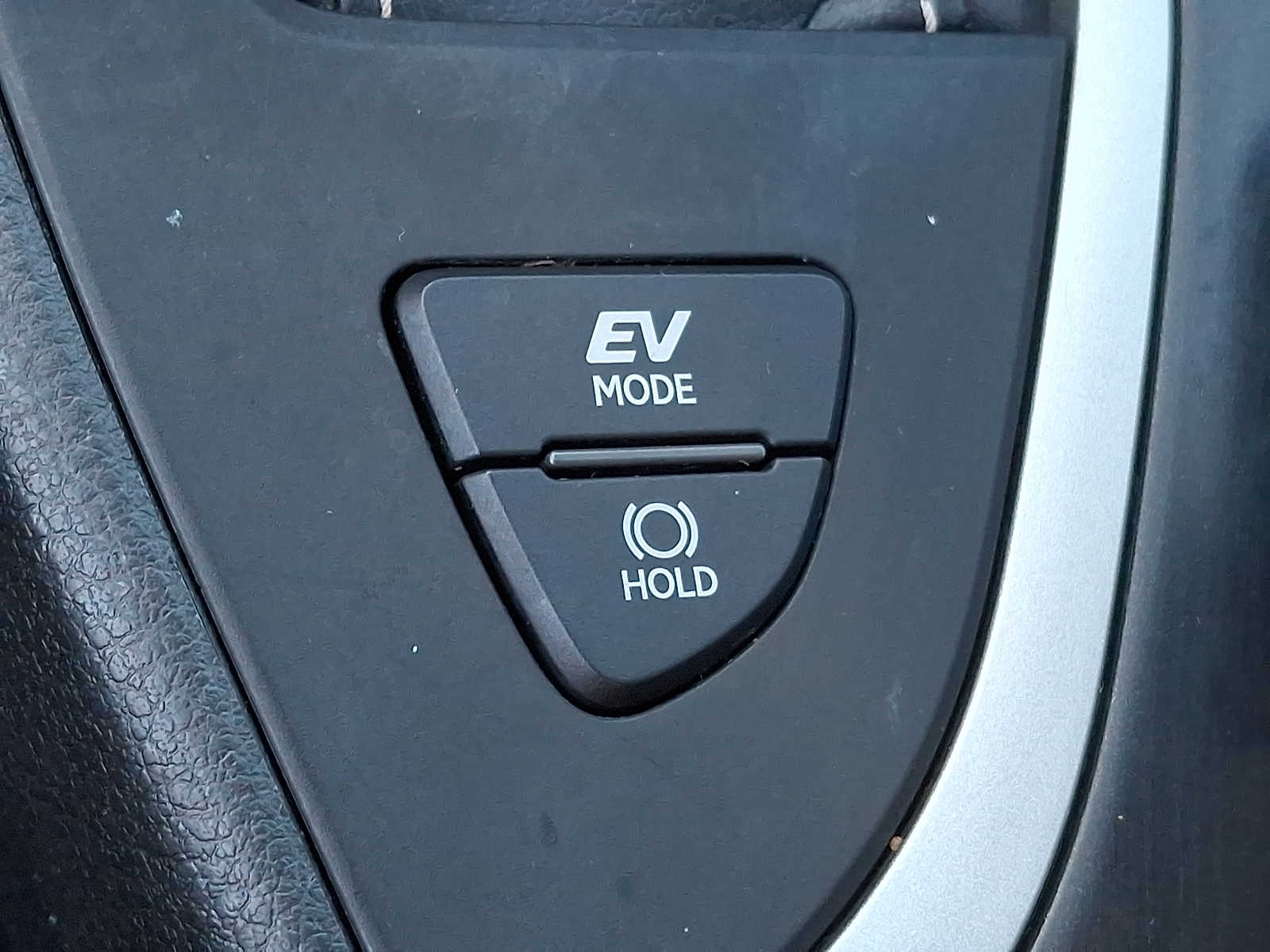 Thumbnail: 2019 Lexus UX - 22